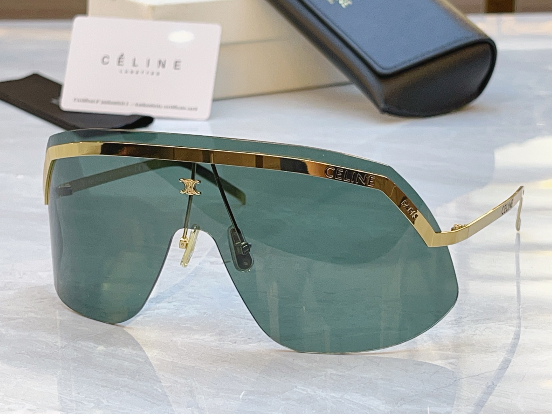 ，【CELIN*】赛*琳新款太阳镜， MODEL:CL40350U，SIZE: 99口1-112