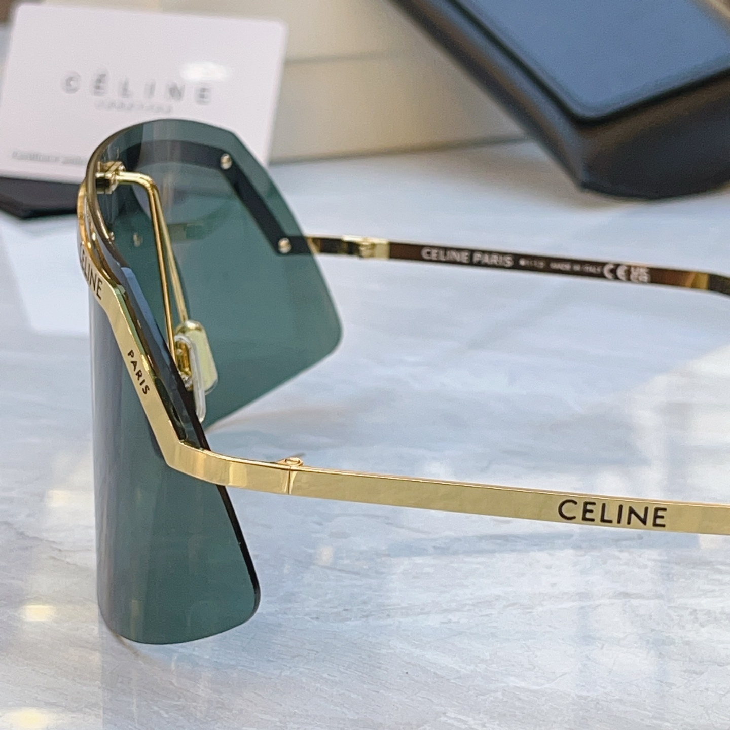 ，【CELIN*】赛*琳新款太阳镜， MODEL:CL40350U，SIZE: 99口1-112