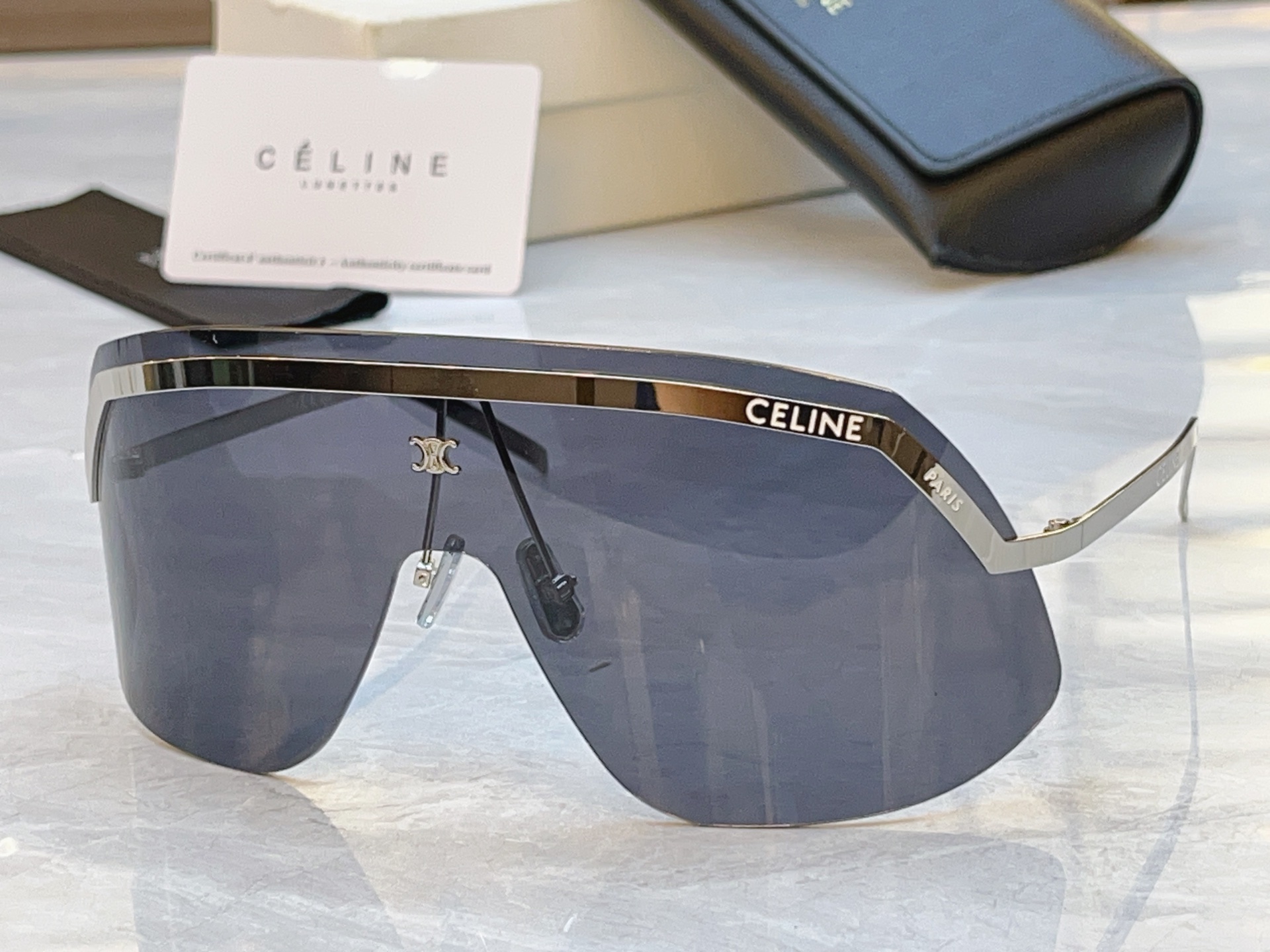 ，【CELIN*】赛*琳新款太阳镜， MODEL:CL40350U，SIZE: 99口1-112