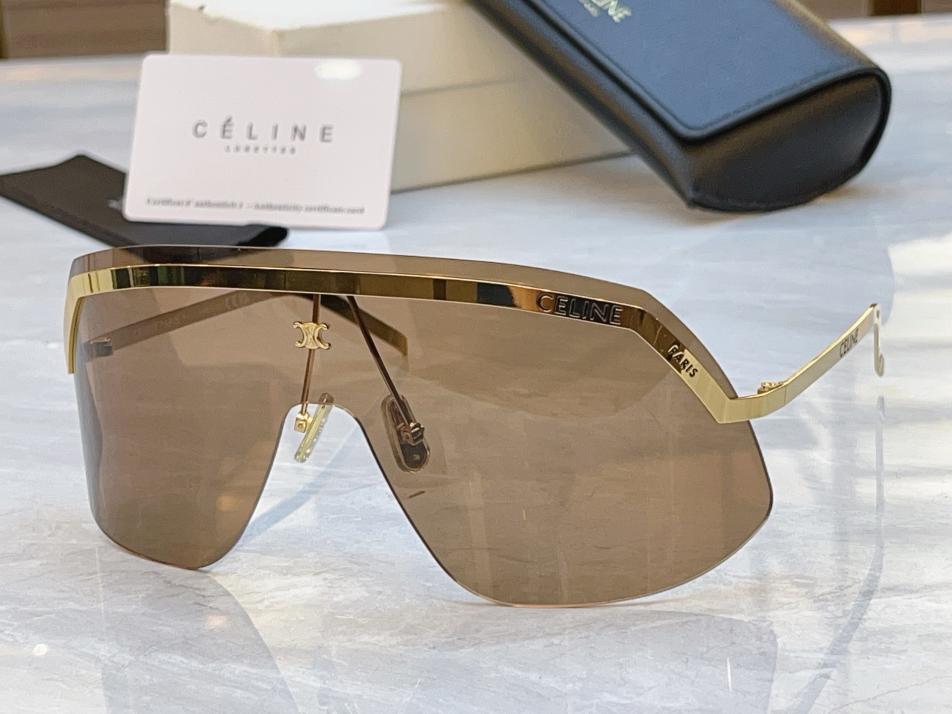 ，【CELIN*】赛*琳新款太阳镜， MODEL:CL40350U，SIZE: 99口1-112