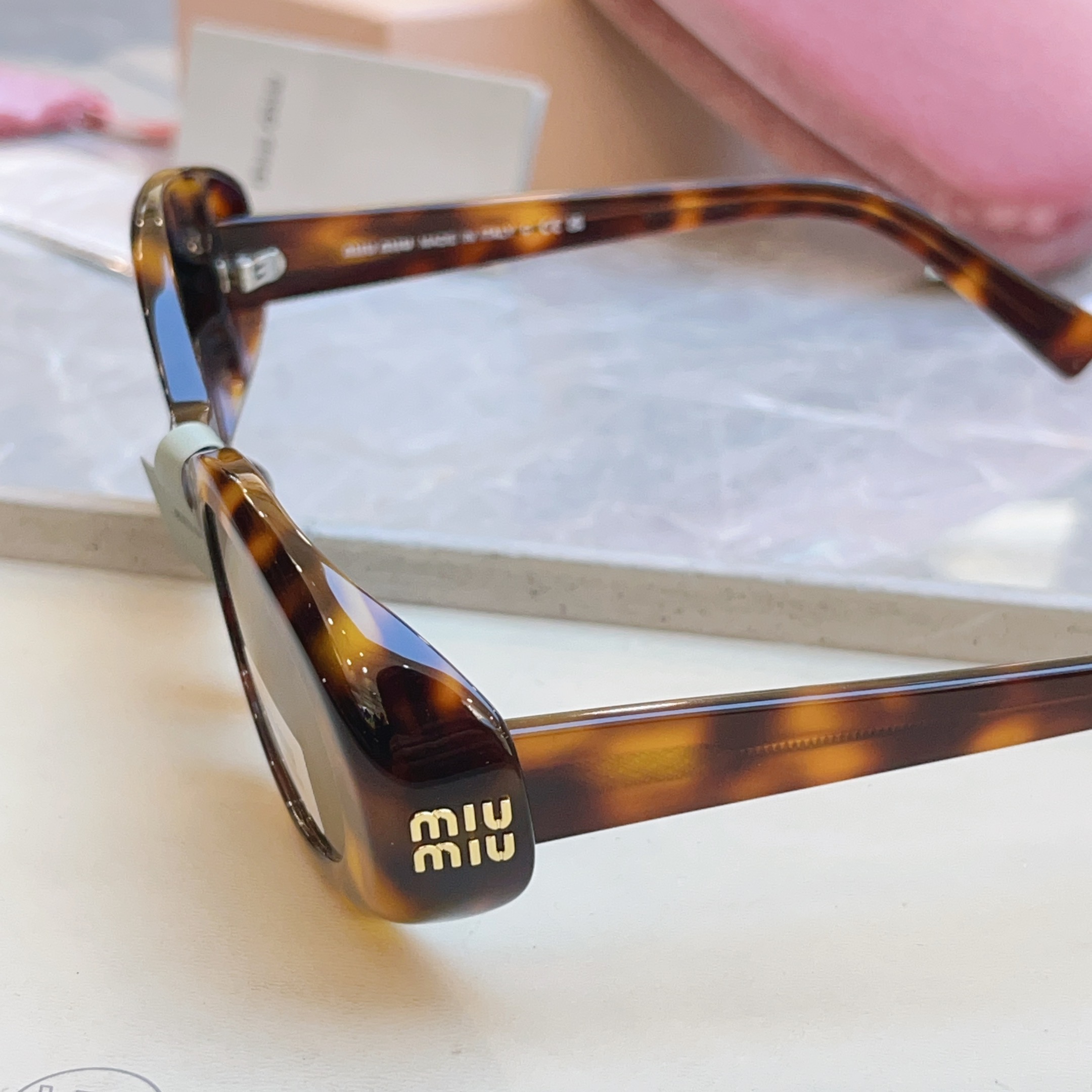 ，【MIUMI*】缪*缪新款太阳镜 高版本✨，Mod: MU B09S，SIZE:53口21-140