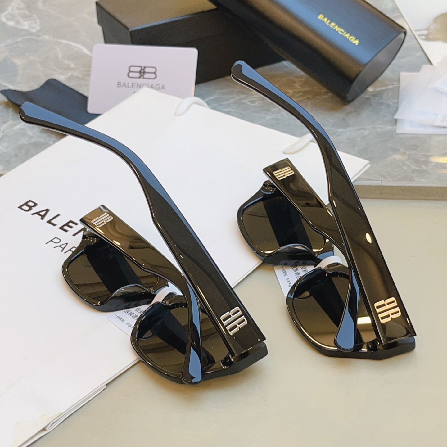 ，【BALENCIAG*】巴黎*世家新款太阳镜，MODEL：BB0480SK，SIZE：55口16-14