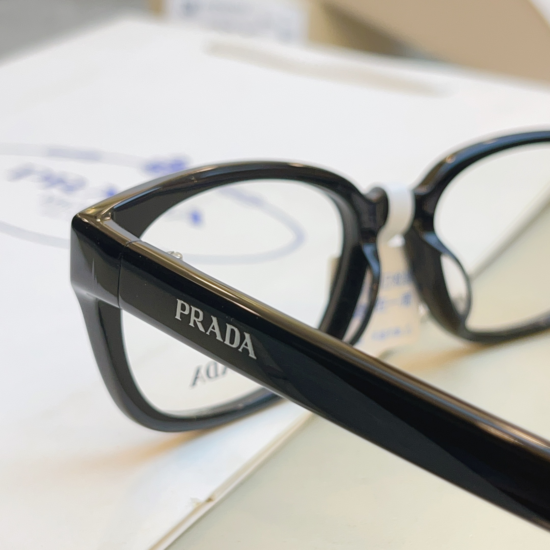 ，【PRAD*】普拉*达新款眼镜架👓，MODEL：OPR OD03V-U，SIZE：53口18-140