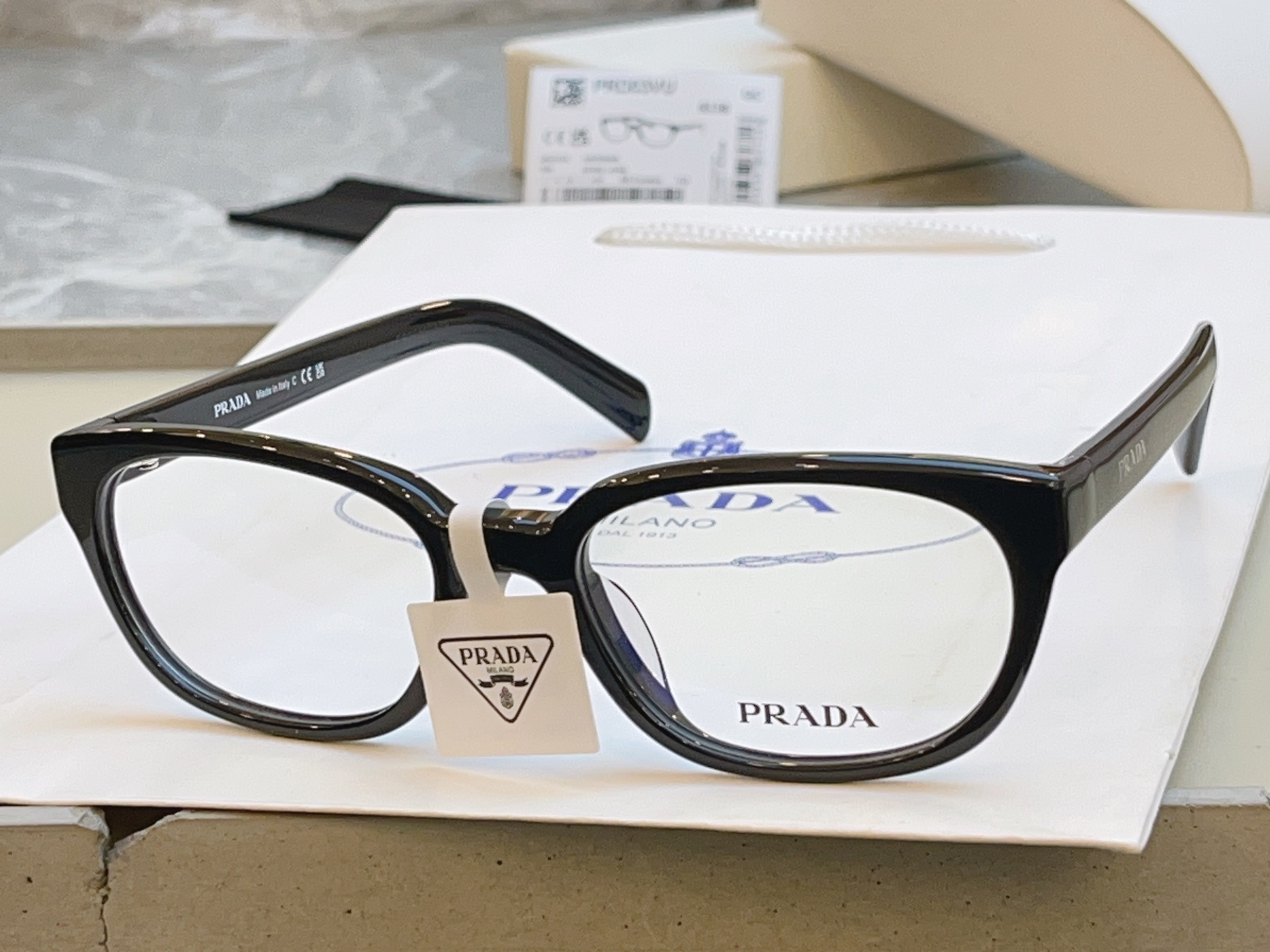 ，【PRAD*】普拉*达新款眼镜架👓，MODEL：OPR OD03V-U，SIZE：53口18-140