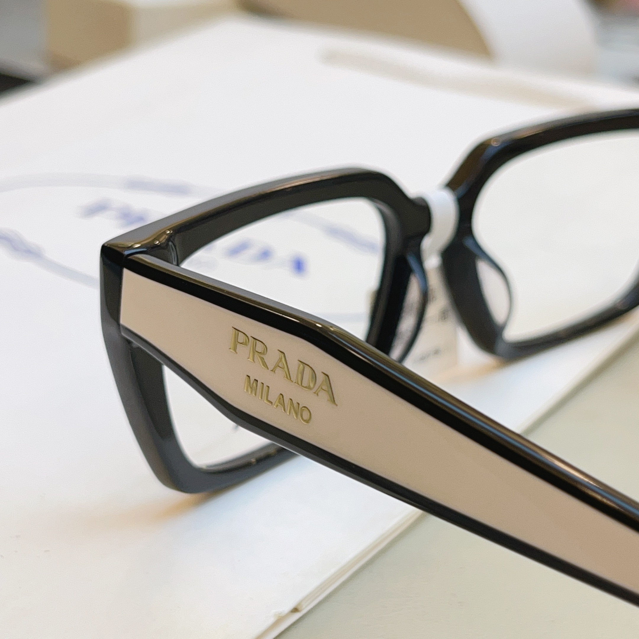 ，【PRAD*】普拉*达新款眼镜架👓，MODEL：OPR OD05V-F，SIZE：53口17-140