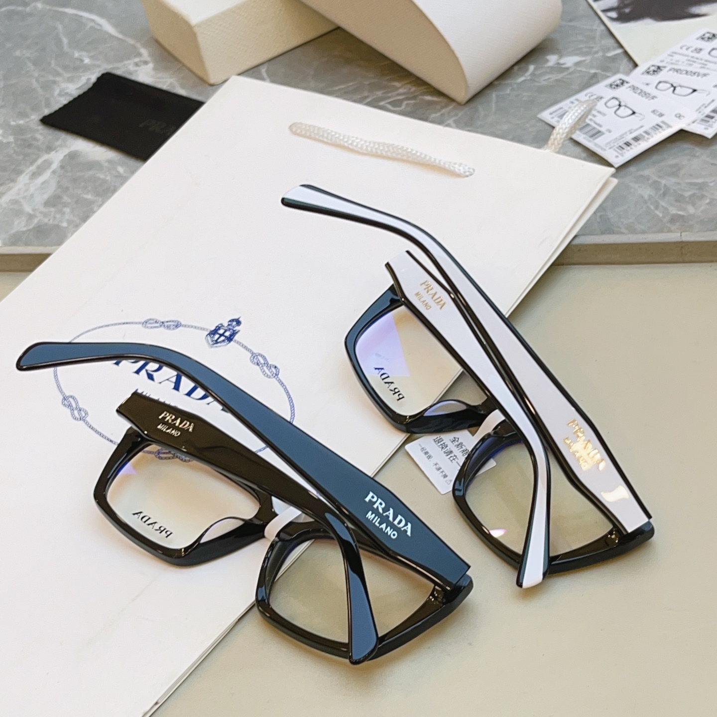 ，【PRAD*】普拉*达新款眼镜架👓，MODEL：OPR OD05V-F，SIZE：53口17-140