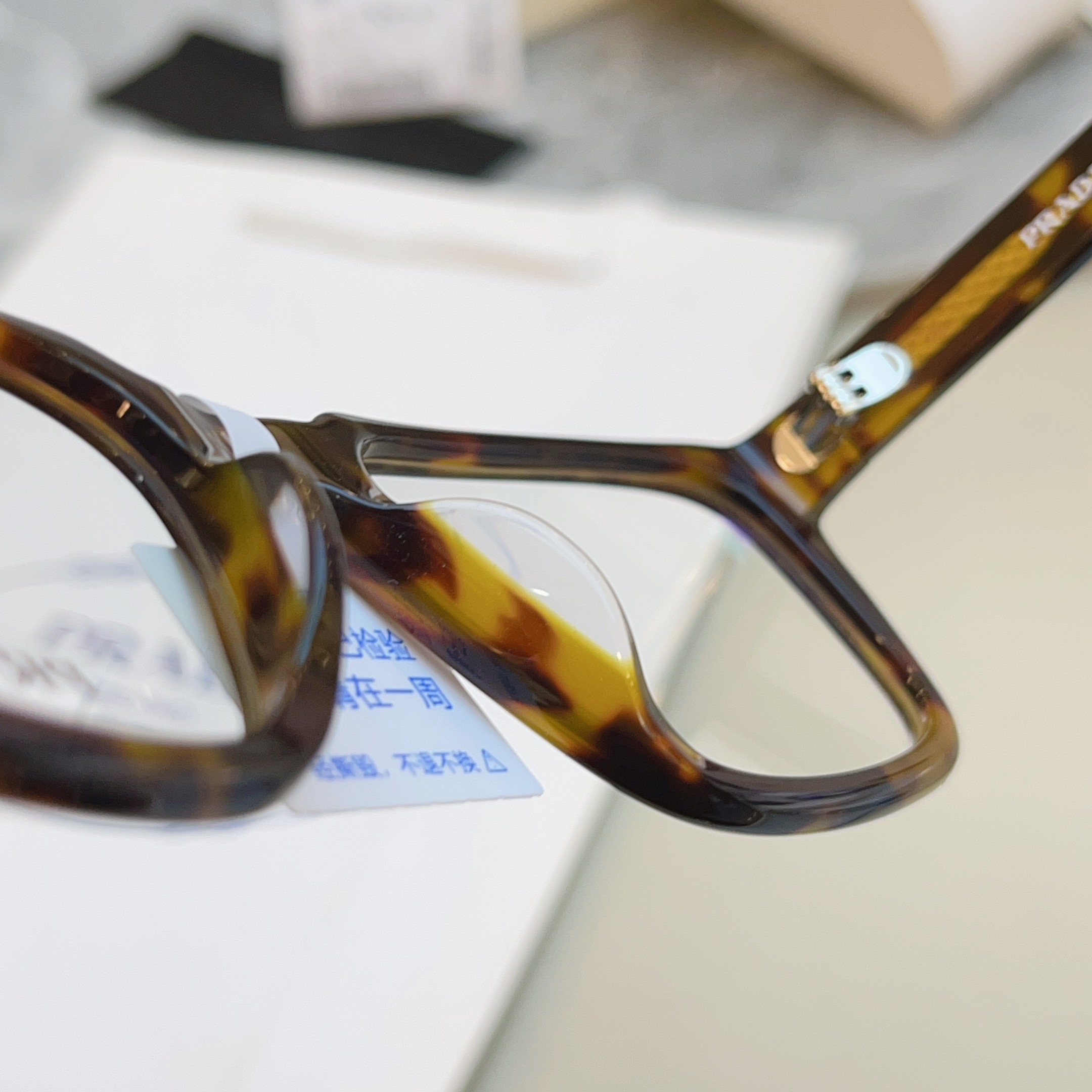 ，【PRAD*】普拉*达新款眼镜架👓，MODEL：OPR OD04V-F，SIZE：53口18-140