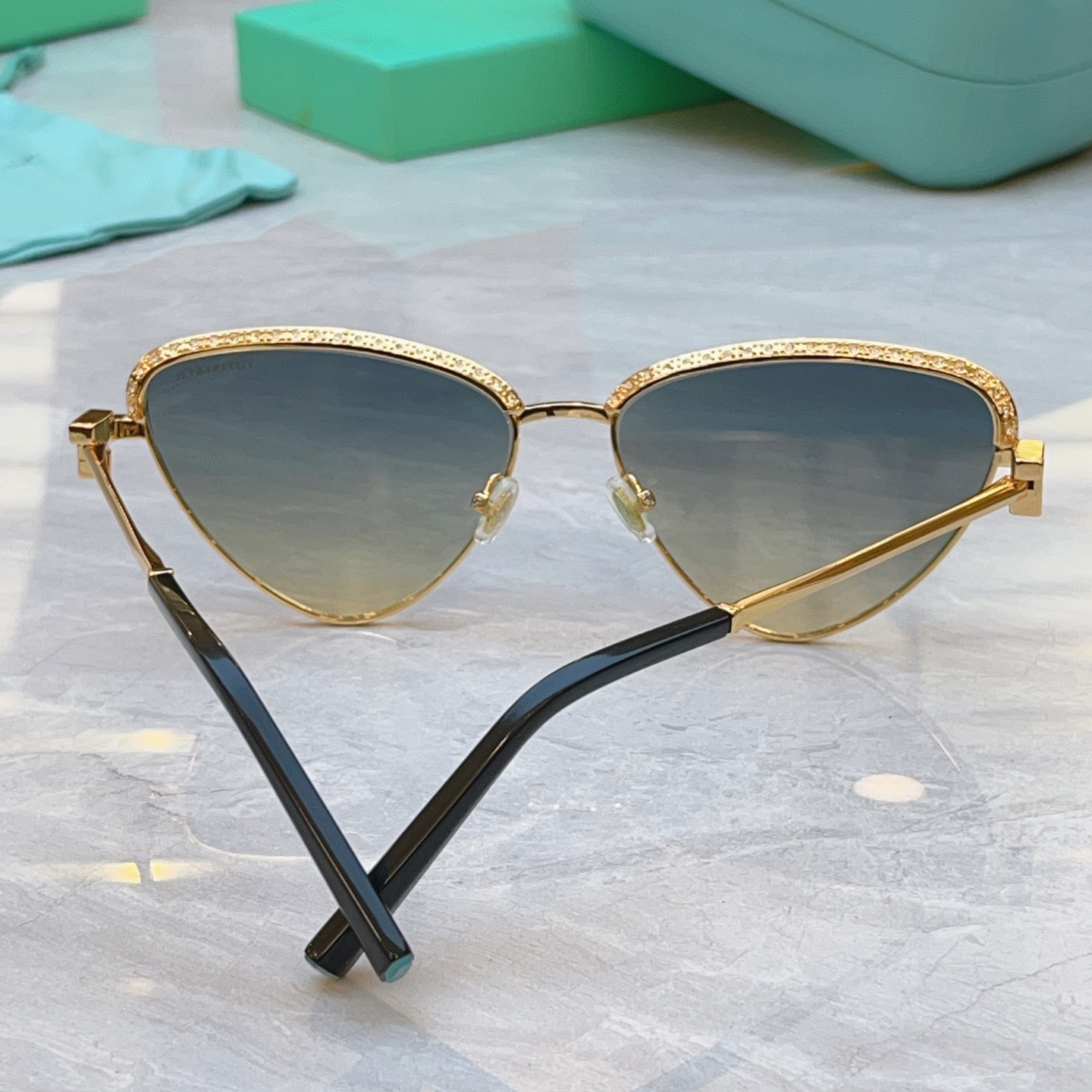 ，【Tiffany & Co.】蒂芙*尼新款太阳镜，Mod：TF3107，Size：60口16-140