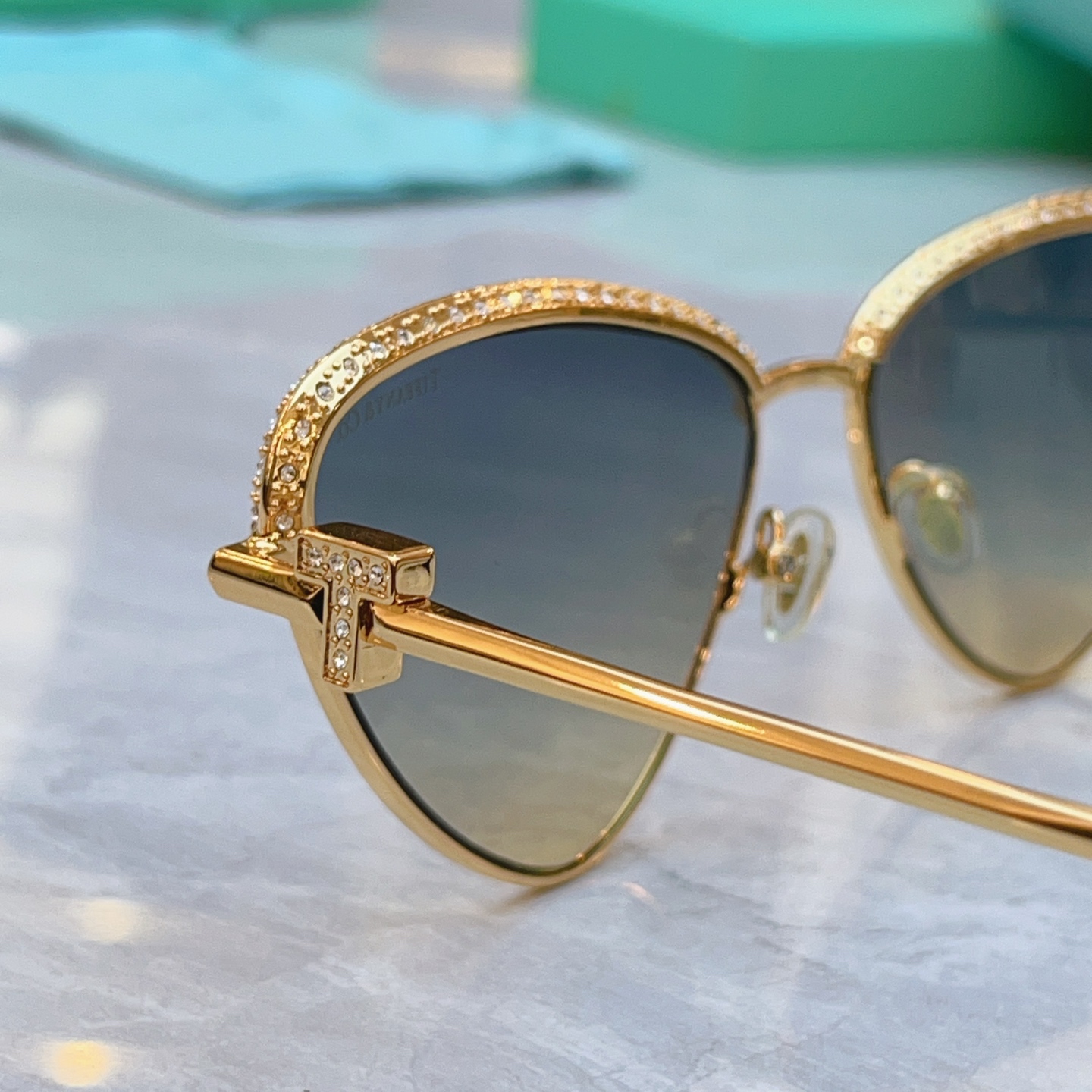 ，【Tiffany & Co.】蒂芙*尼新款太阳镜，Mod：TF3107，Size：60口16-140