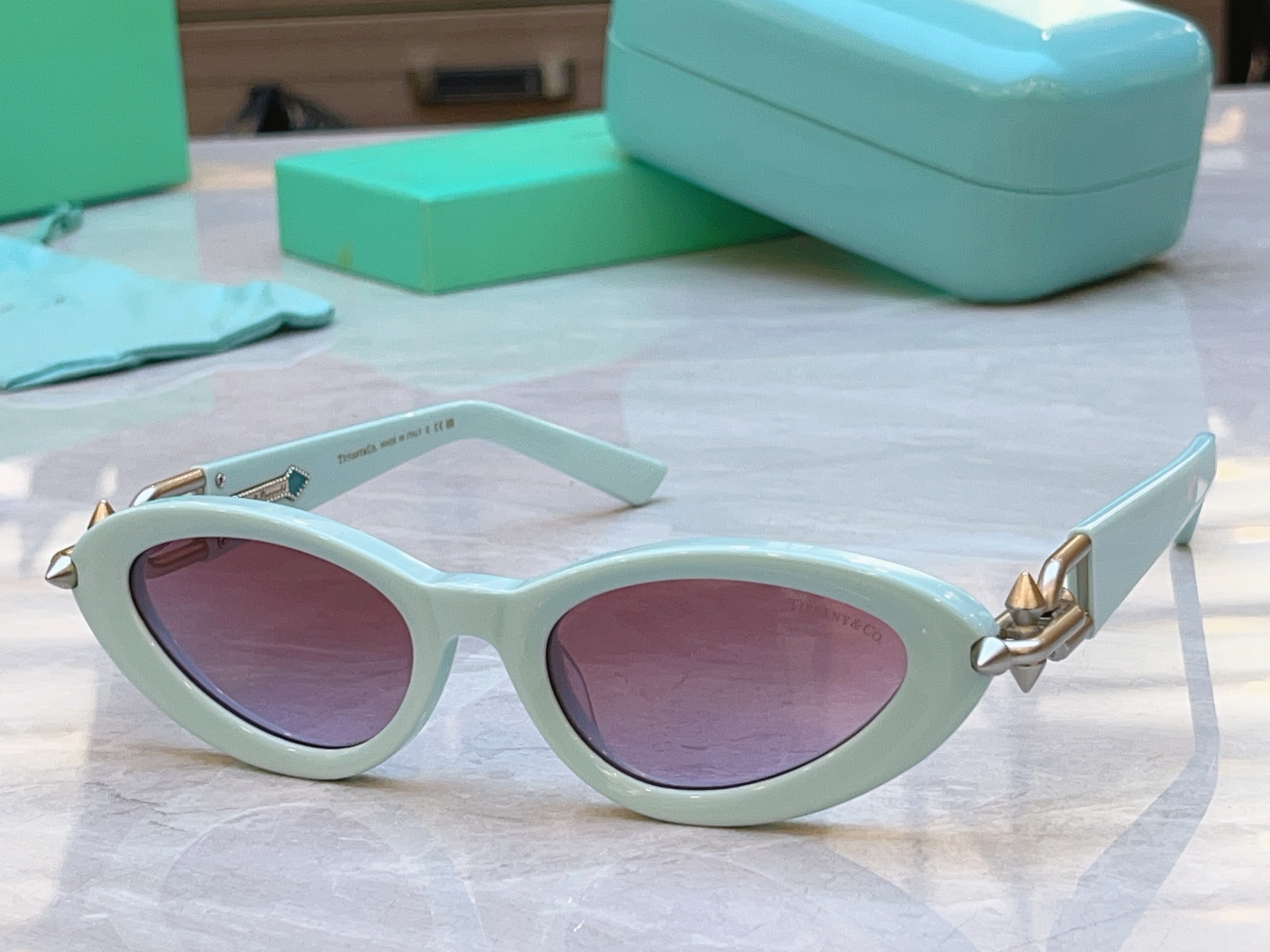 ，【Tiffany & Co.】蒂芙*尼新款太阳镜，Mod：TF5030，Size：52口19-135