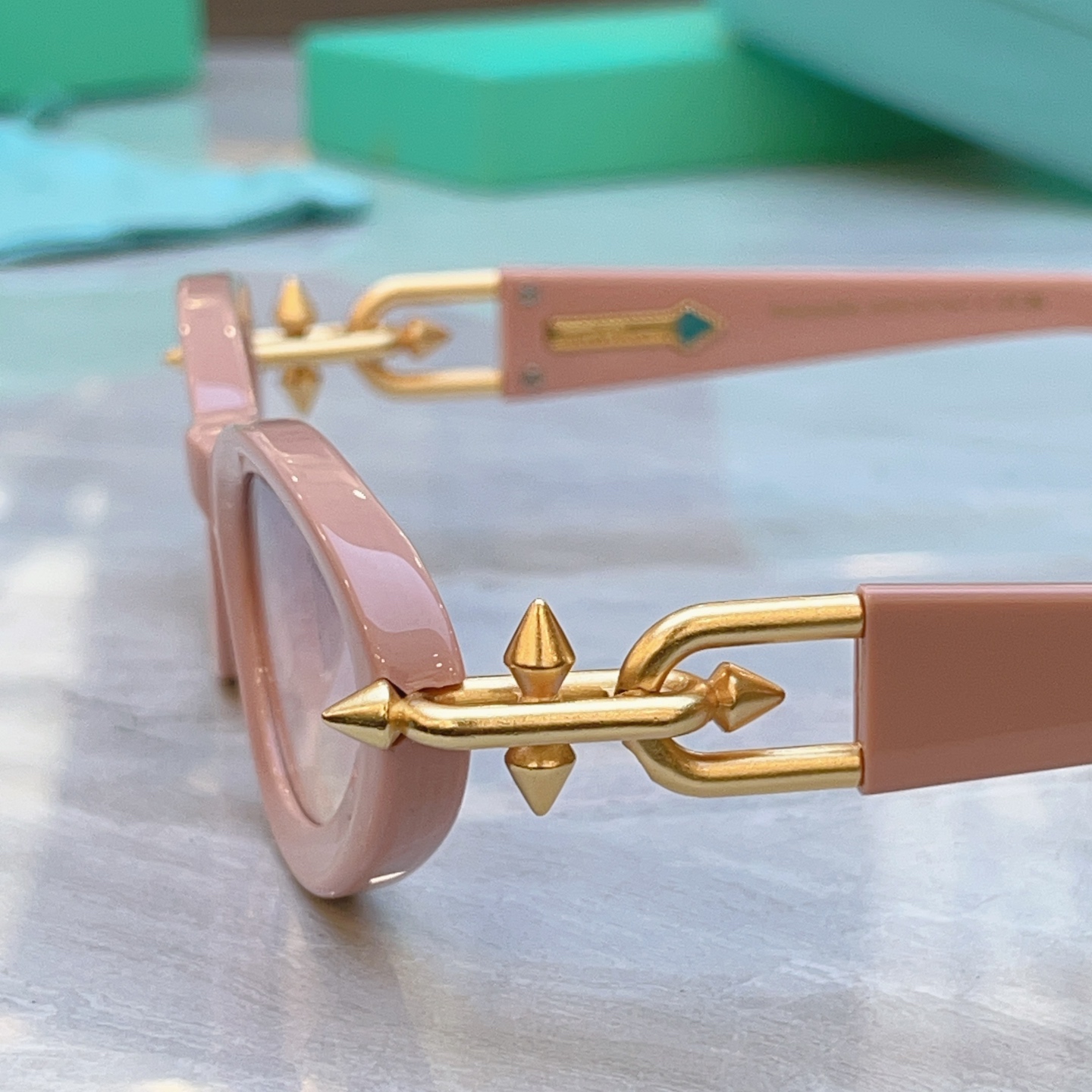 ，【Tiffany & Co.】蒂芙*尼新款太阳镜，Mod：TF5030，Size：52口19-135
