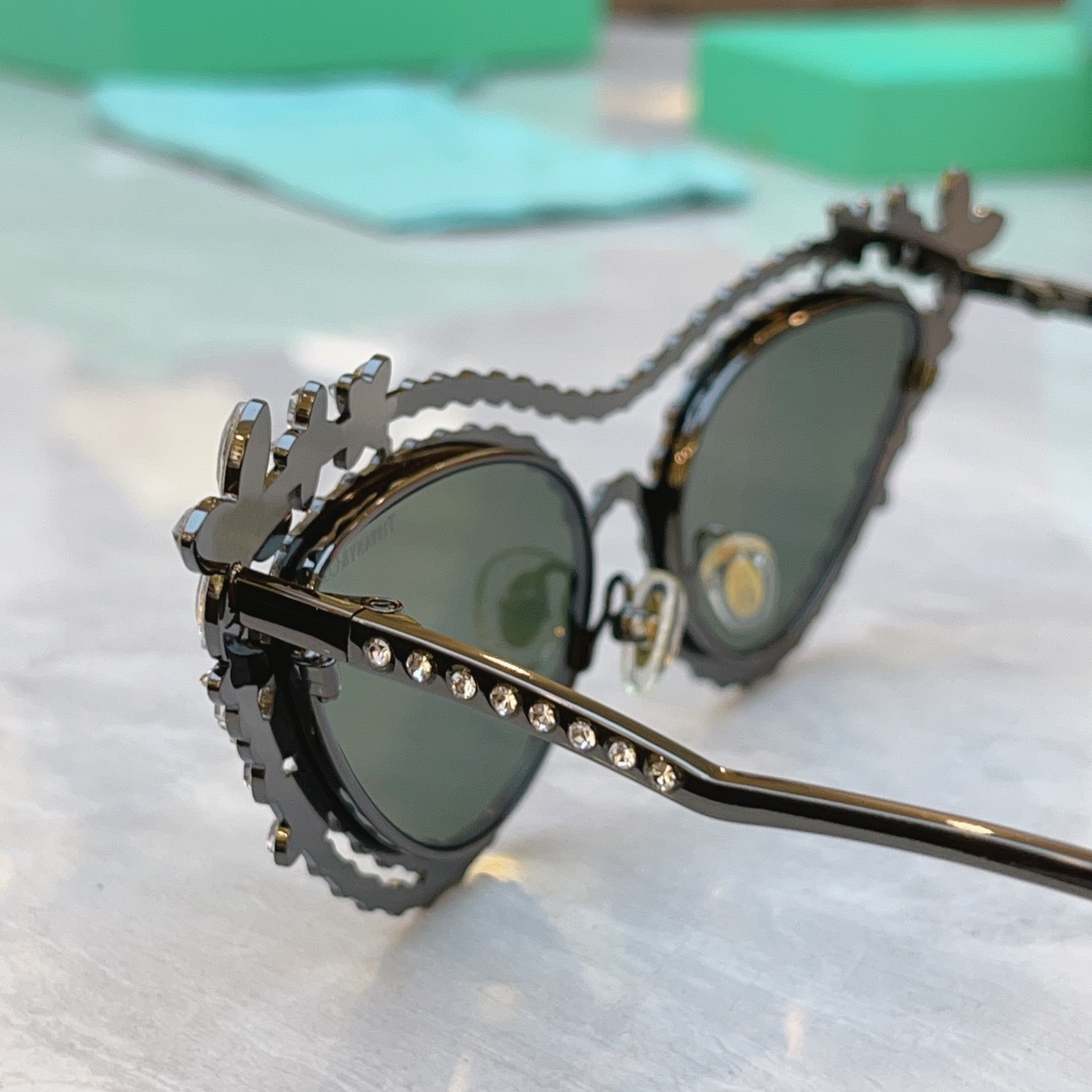 ，【Tiffany & Co.】蒂芙*尼新款太阳镜，Mod：TF 106BK，Size：52口18-13