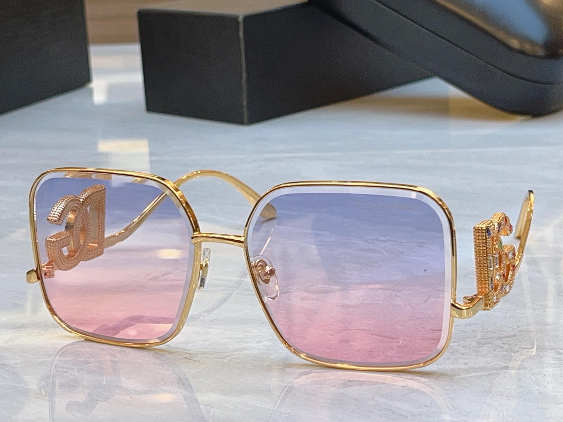 ，【DOLCE & GABBAN*】D*G新款太阳镜，MODEL：DG4502，SIZE：60口16-1