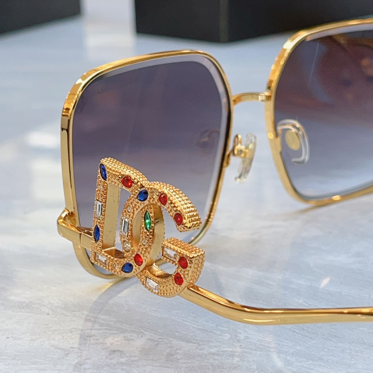 ，【DOLCE & GABBAN*】D*G新款太阳镜，MODEL：DG4502，SIZE：60口16-1