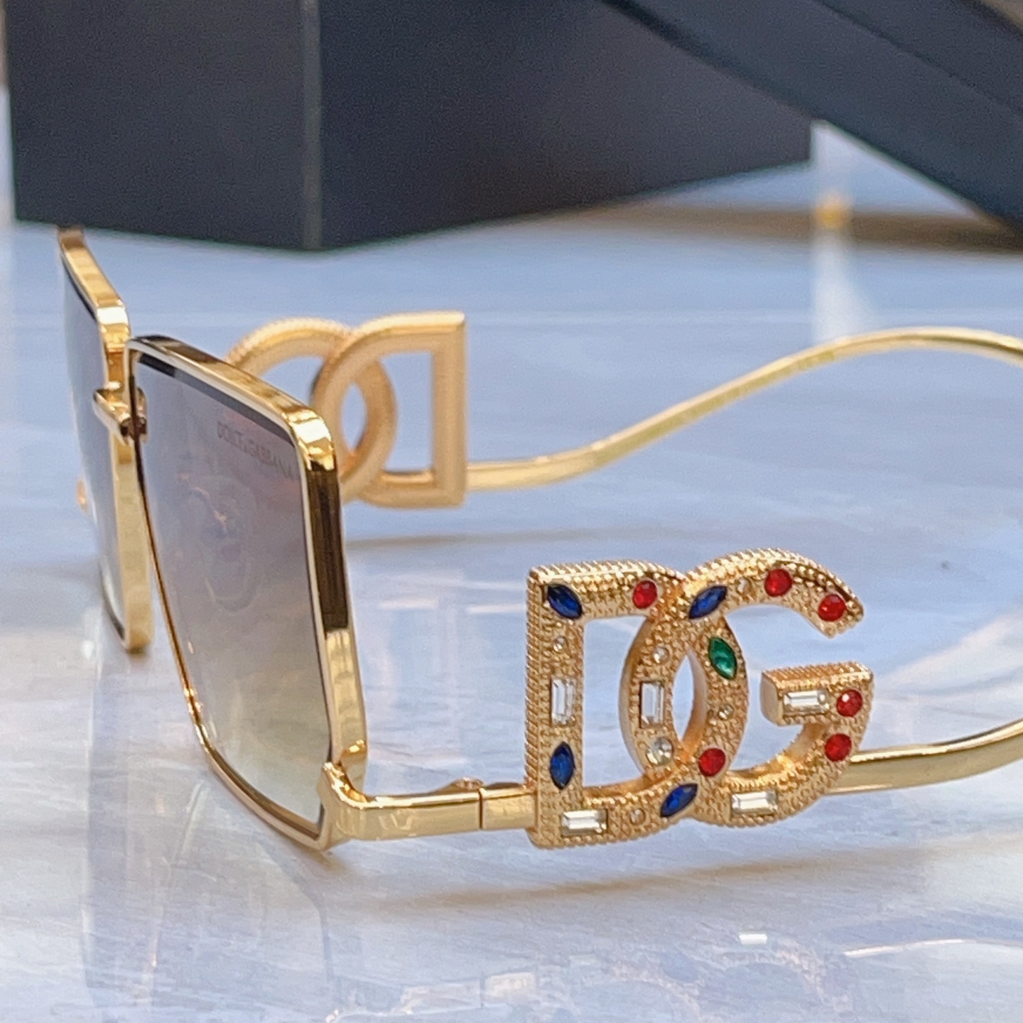 ，【DOLCE & GABBAN*】D*G新款太阳镜，MODEL：DG4501，SIZE：61口15-1