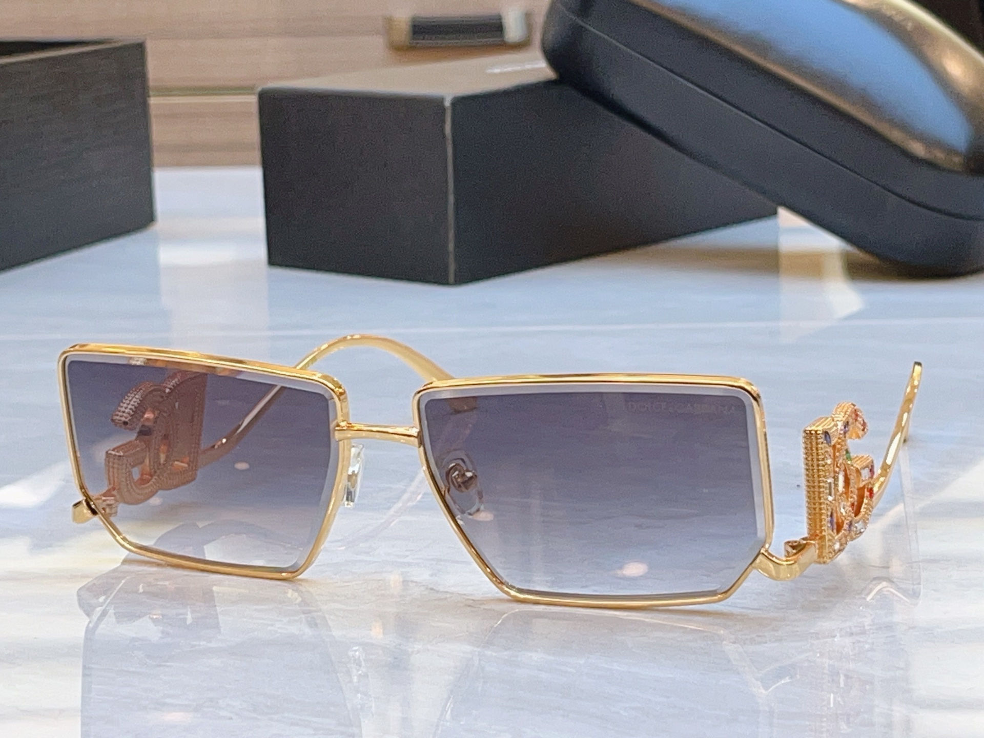 NO:823606,, [DOLCE & GABBAN*] D*G new sunglasses, MODELDG4501, SIZE61 mouth 15-140 glasses sunglasses, glasses, Dolce&Gabbana19860909,【DOLCE & GABBAN*】D*G新款太阳镜,MODELDG4501,SIZE61口15-140眼镜墨镜太阳镜,眼镜,Dolce&Gabbana,glasses