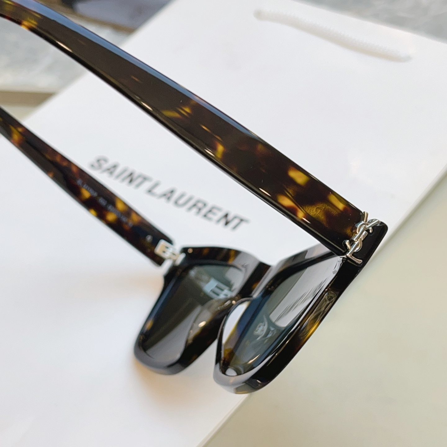，【SAINT LAUREN*】圣罗*兰新款太阳镜 高版本✨，MODEL：SL M156/F，SIZE：