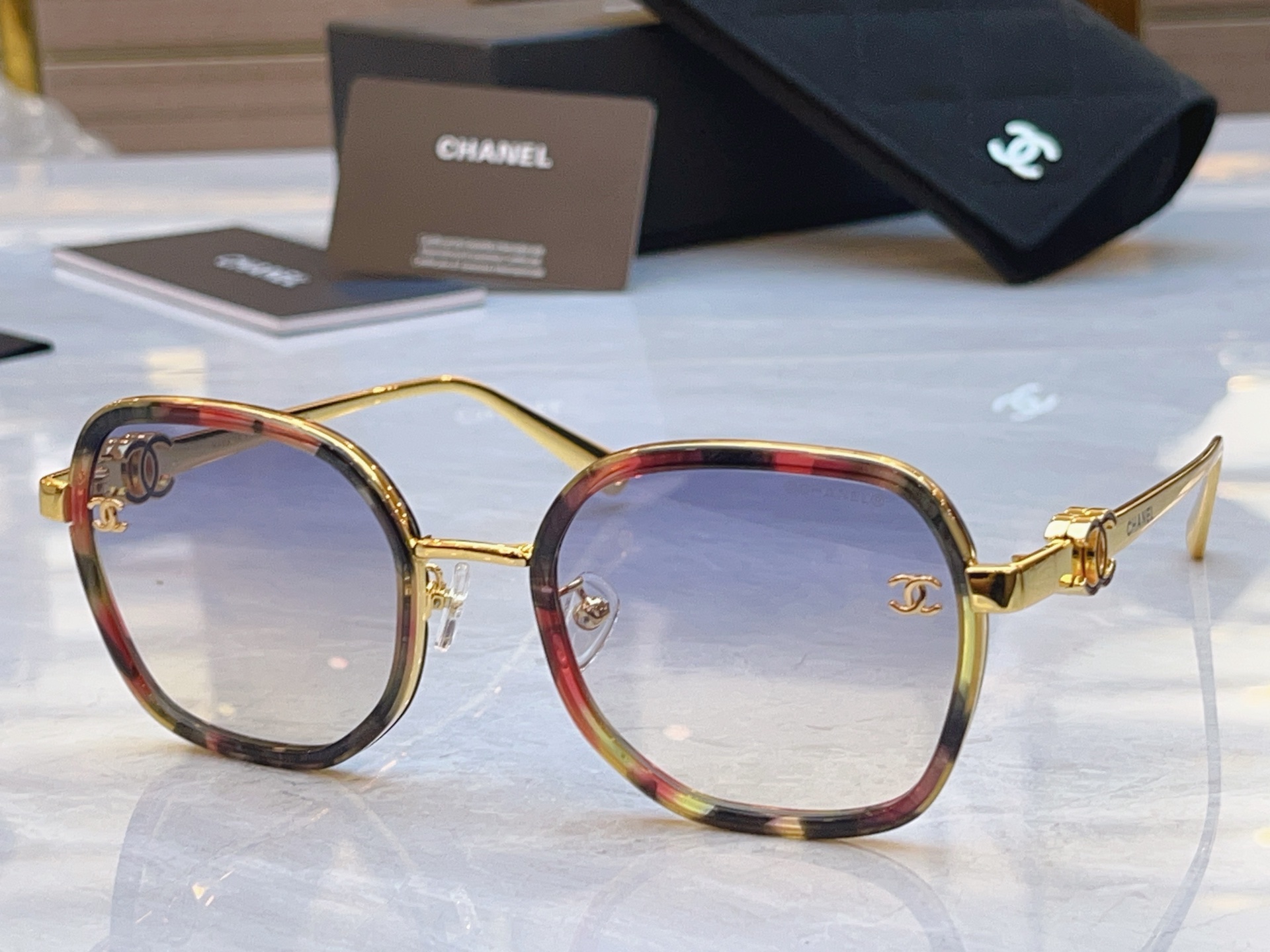 ，【CHANE*】香奈儿新款太阳镜，MODEL：CH5524H，SIZE：55口22-145