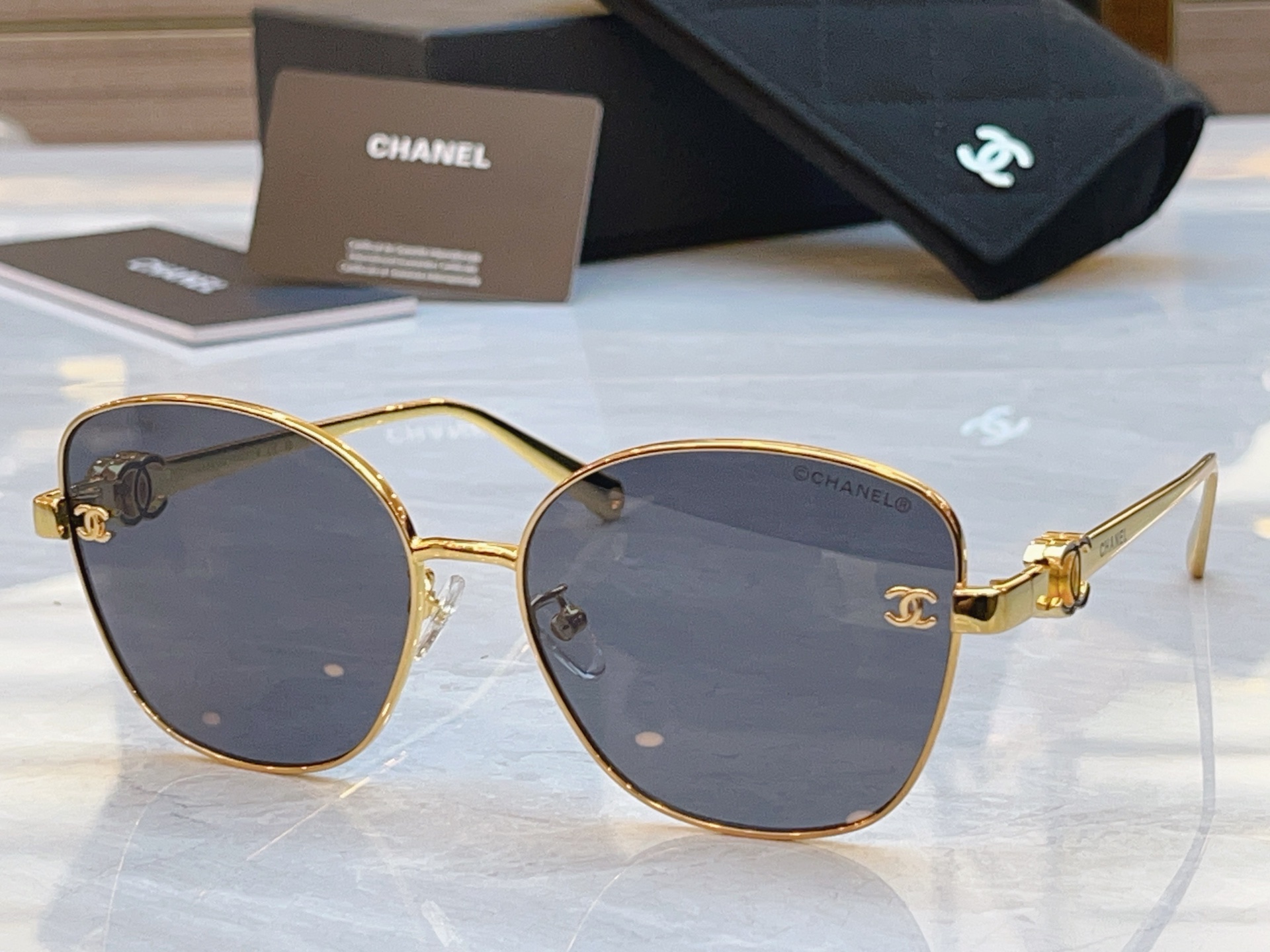 ，【CHANE*】香奈儿新款太阳镜，MODEL：CH5522H，SIZE：59口18-145