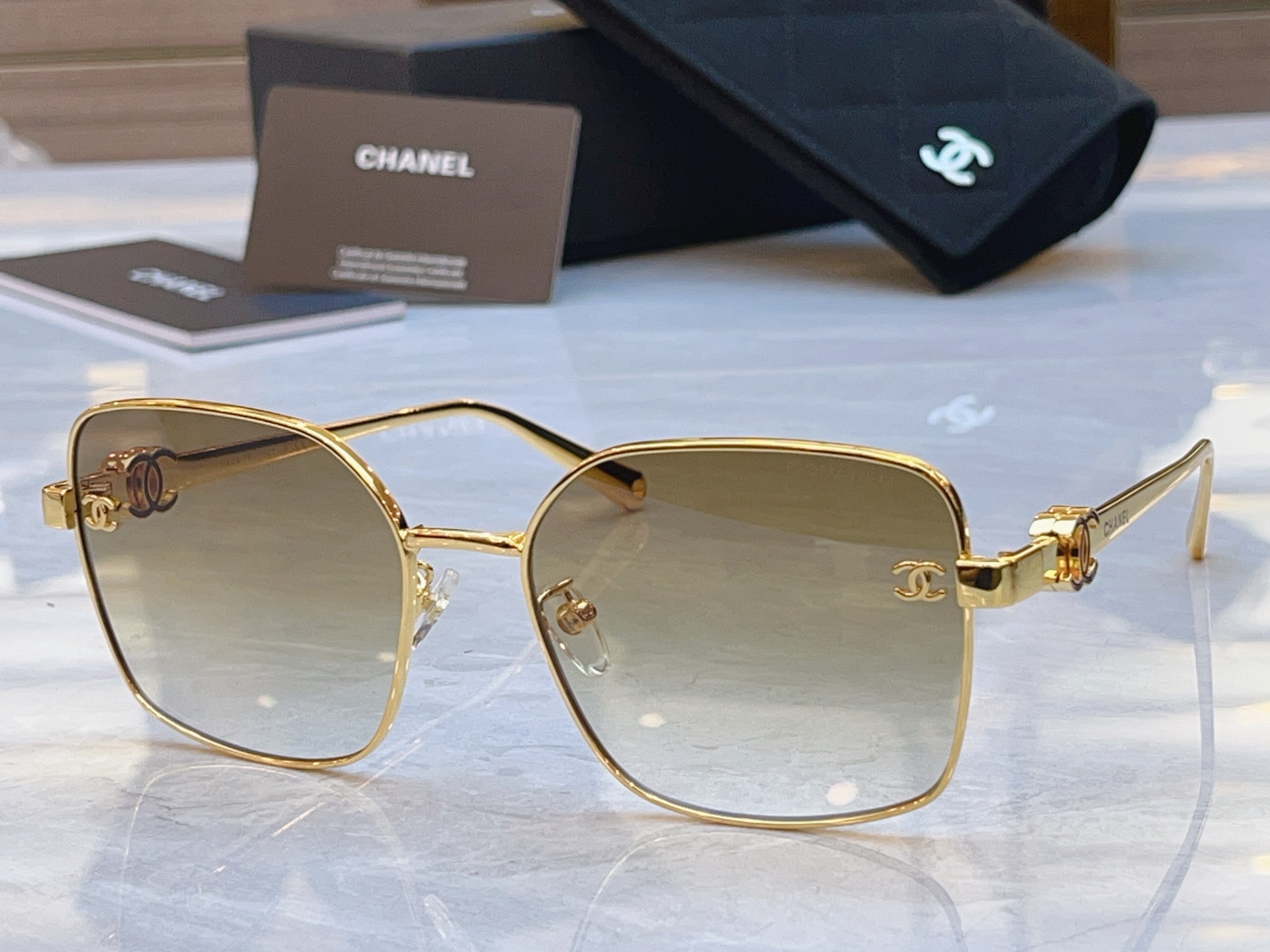 ，【CHANE*】香奈儿新款太阳镜，MODEL：CH5521H，SIZE：59口18-145