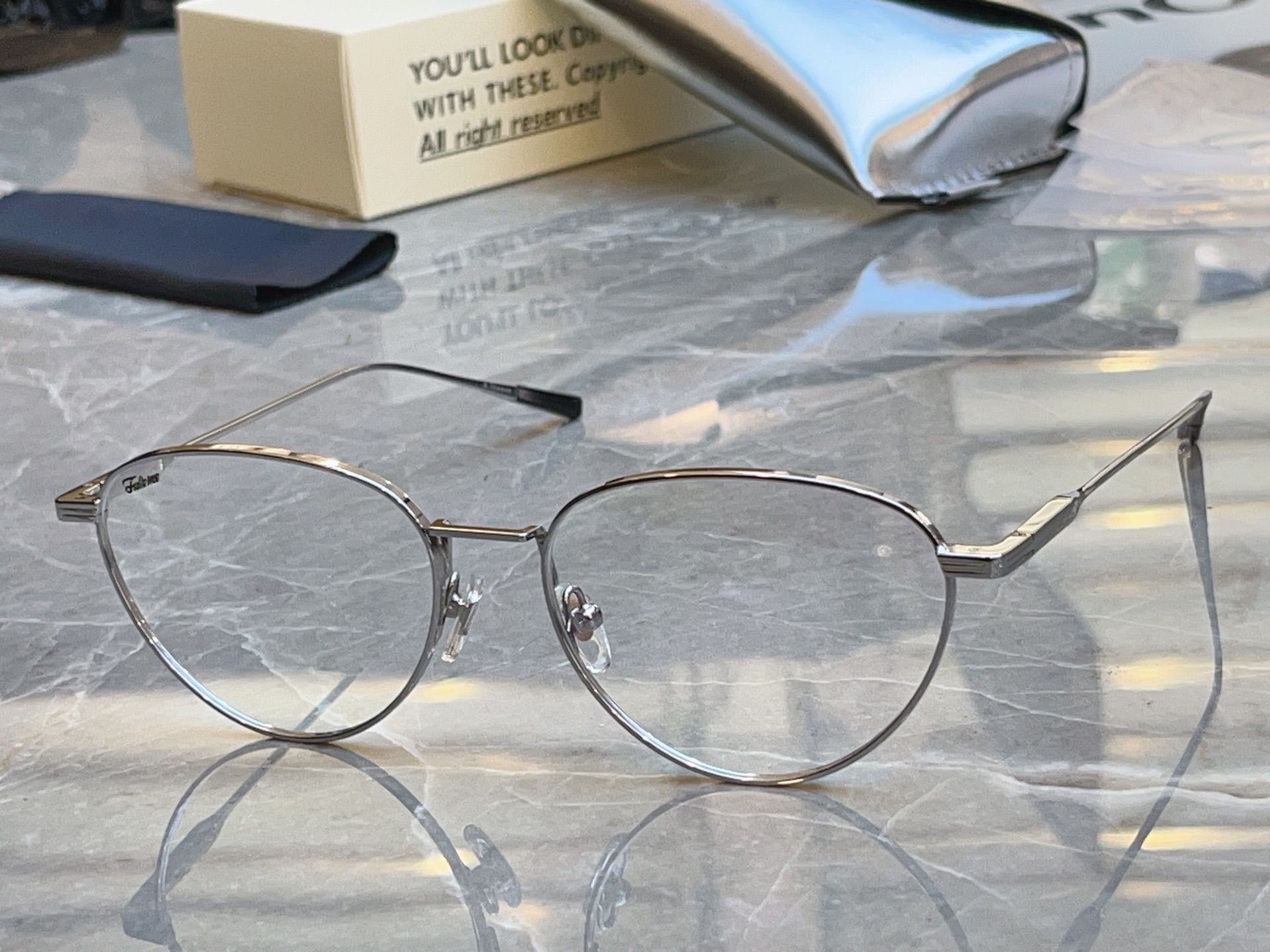 Glasses（眼镜） Style Red Glasses Lookbook Reference image 2
