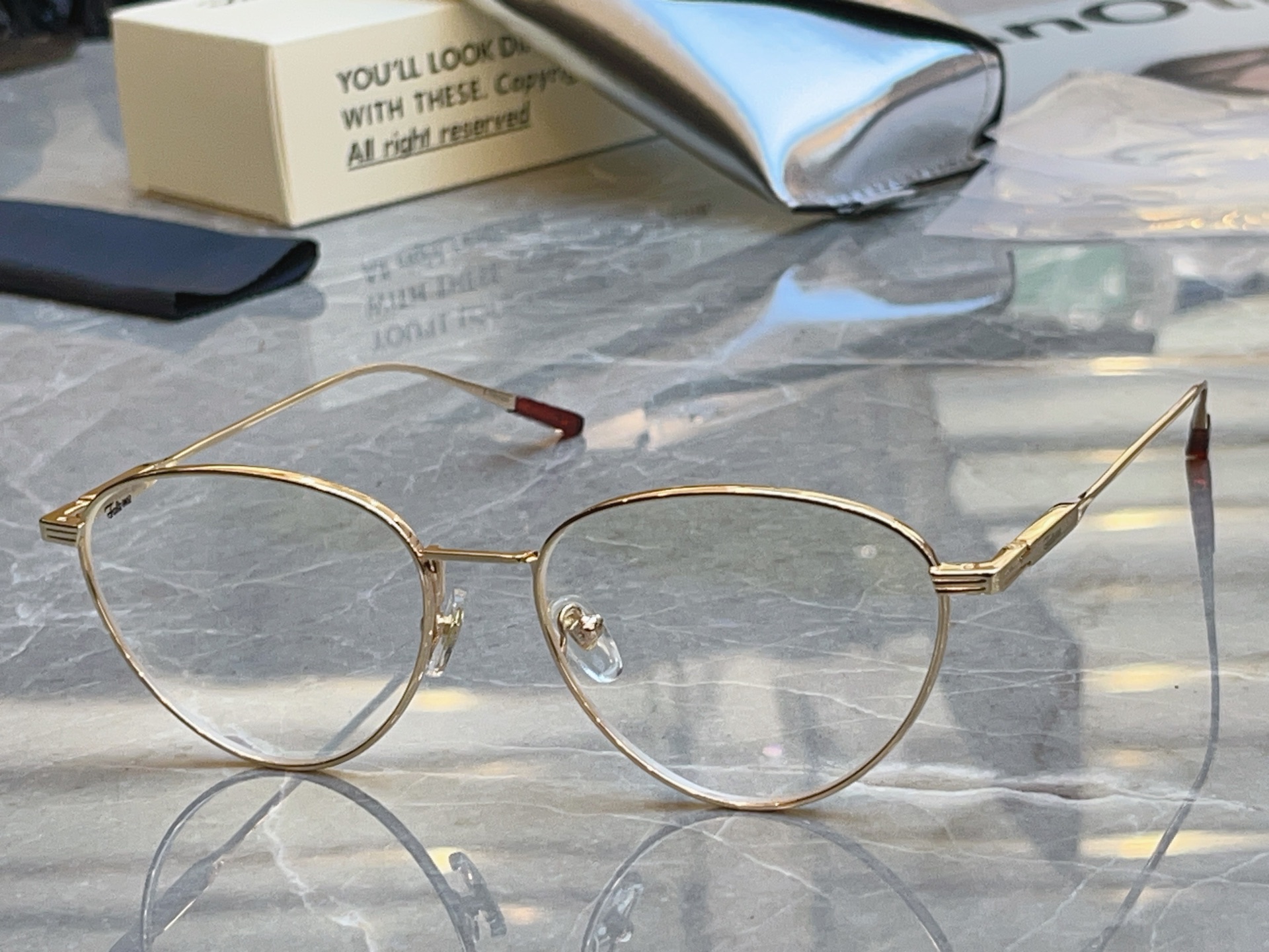 Glasses（眼镜） Style Red Glasses Lookbook Reference image 2