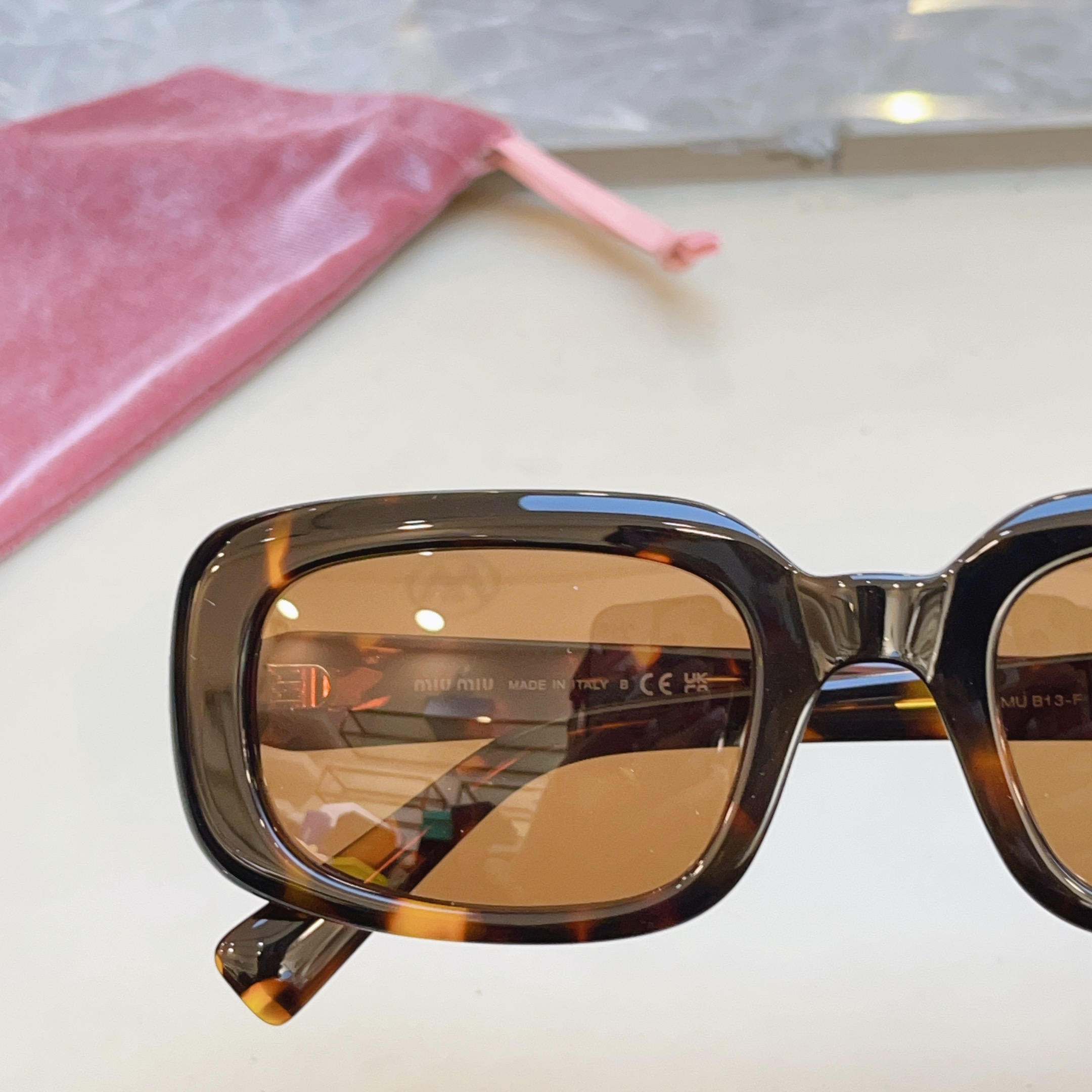 Miu Miu MIUMI*】缪*缪新款太阳镜 高版本--，Mod: MU B13-F，SIZE:52口22-140