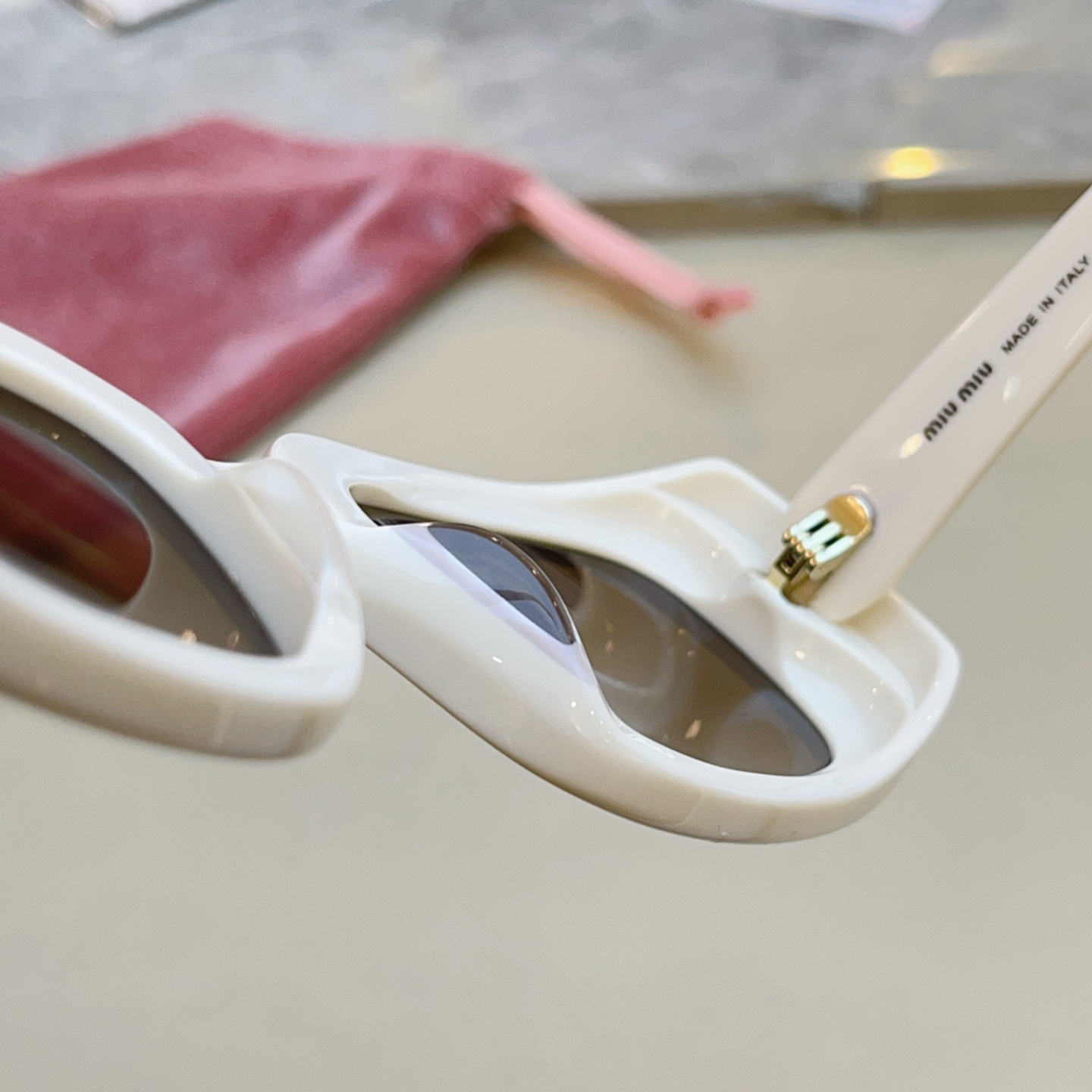 Miu Miu MIUMI*】缪*缪新款太阳镜 高版本--，Mod: MU B13-F，SIZE:52口22-140