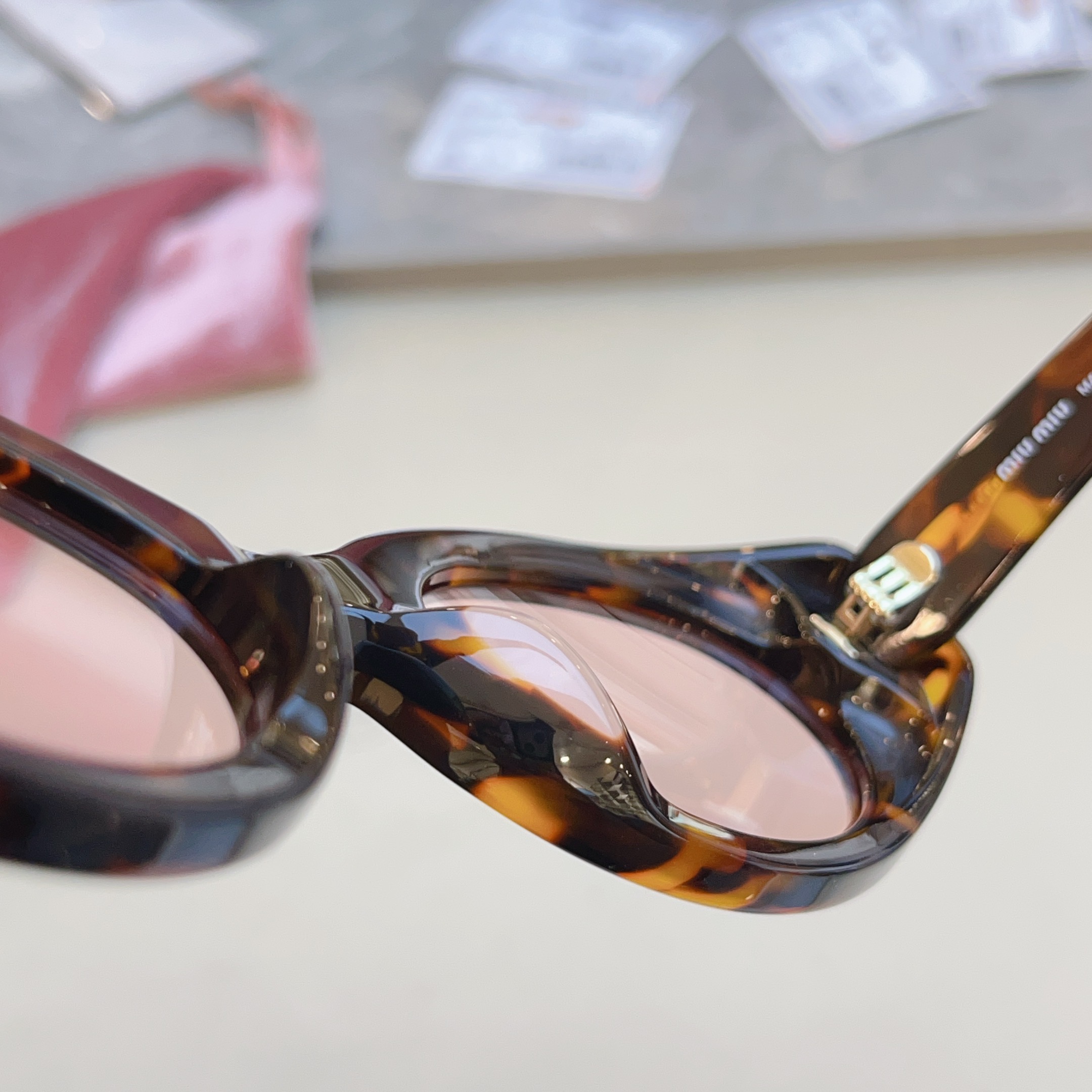 Miu Miu MIUMI*】缪*缪新款太阳镜 高版本--，Mod: MU B09-F，SIZE:52口21-140个
