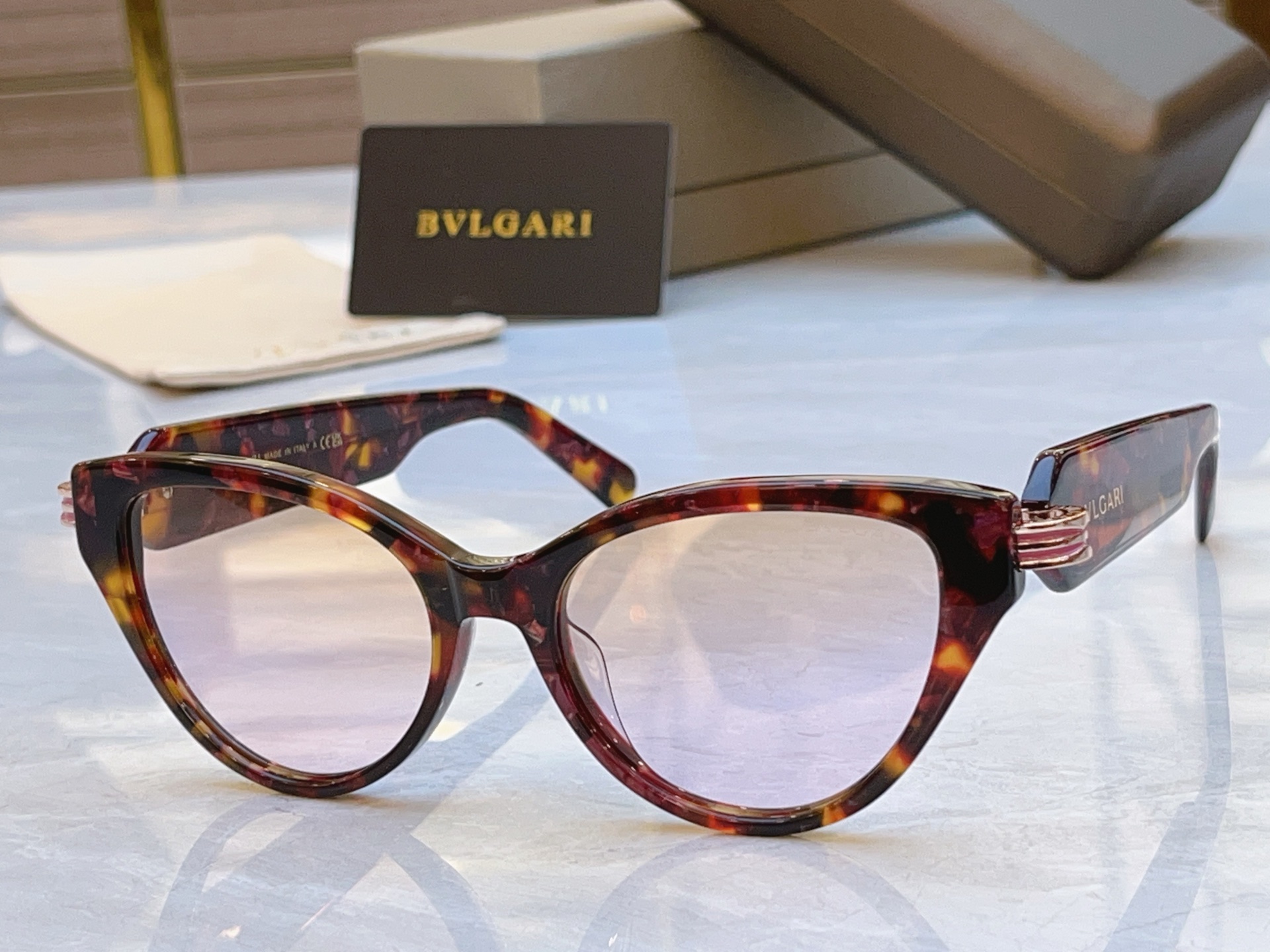 Bvlgari BVLGA*】宝格*丽新款太阳镜，MODEL：BV 50045I，SIZE：53口18-143
