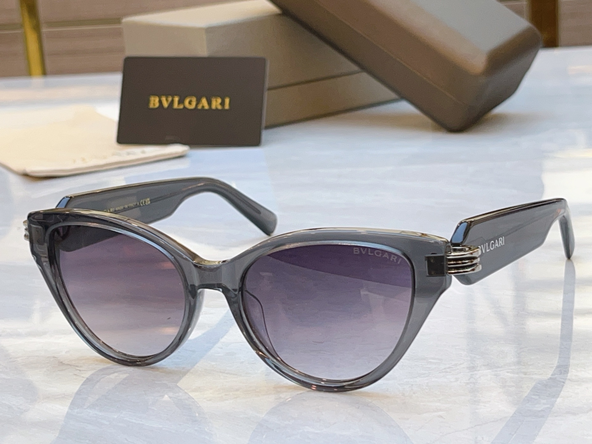 Bvlgari BVLGA*】宝格*丽新款太阳镜，MODEL：BV 50045I，SIZE：53口18-143