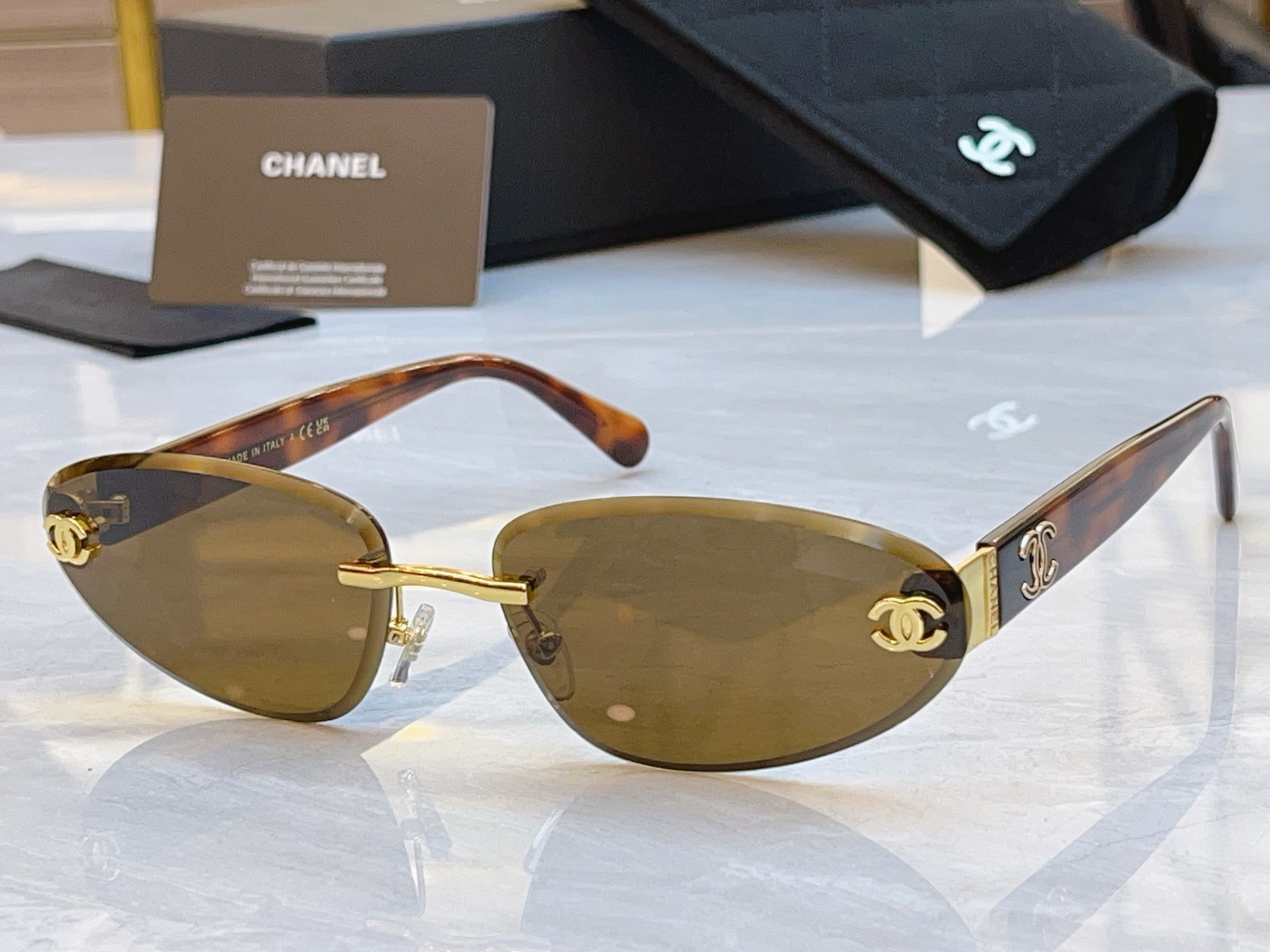 Chanel CHANE*】香奈儿新款太阳镜，MODEL：CH1910Q，SIZE：66口17-143