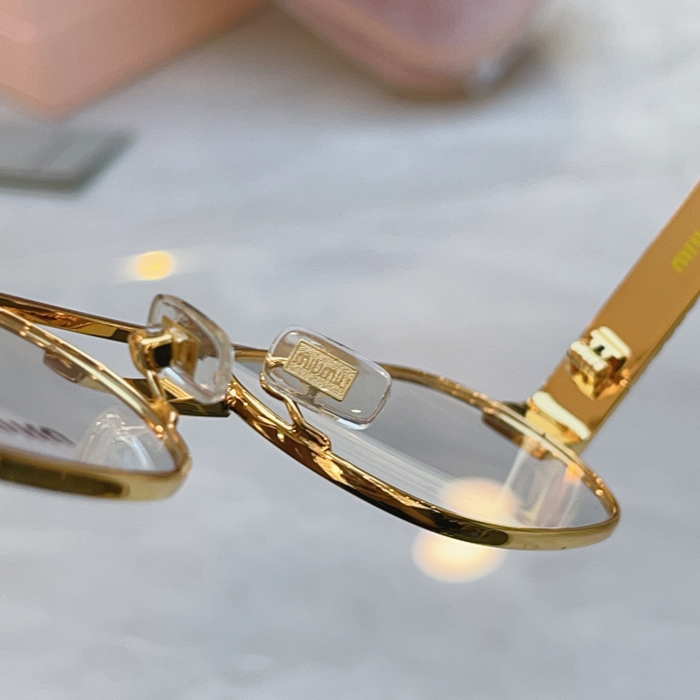 Miu Miu MIUMI*】缪*缪新款太阳镜，Mod: MU 2139A，SIZE:53口20-148