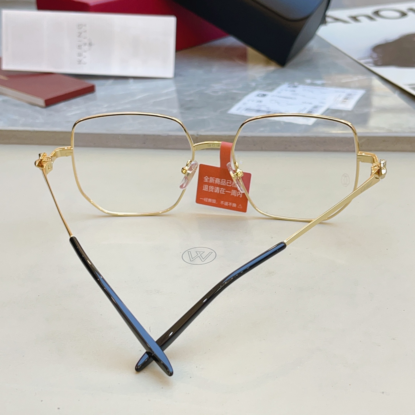 Cartier 高版本-- 【CARTIE*】卡地*亚新款眼镜架 18K金电镀 镜片蔡司logo--