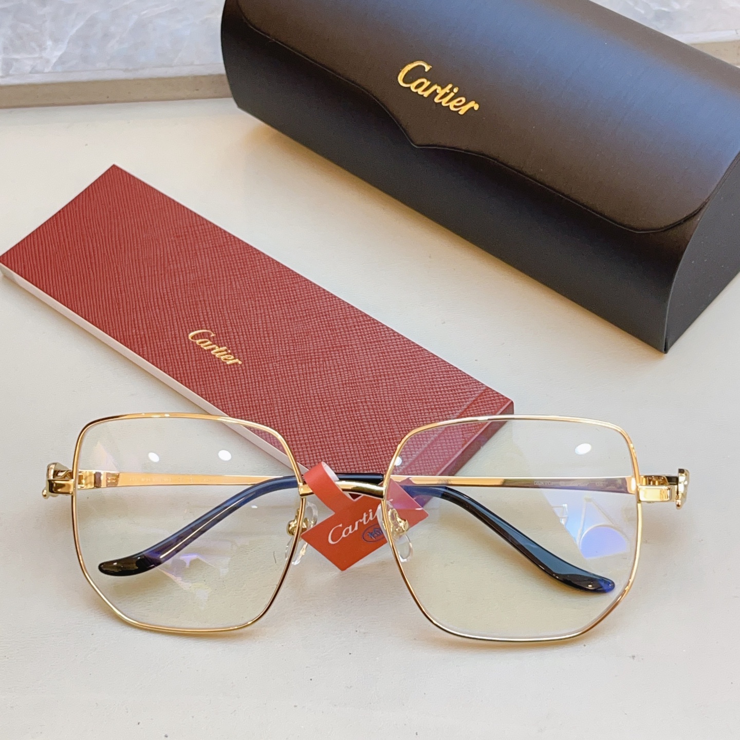 Cartier 高版本-- 【CARTIE*】卡地*亚新款眼镜架 18K金电镀 镜片蔡司logo--