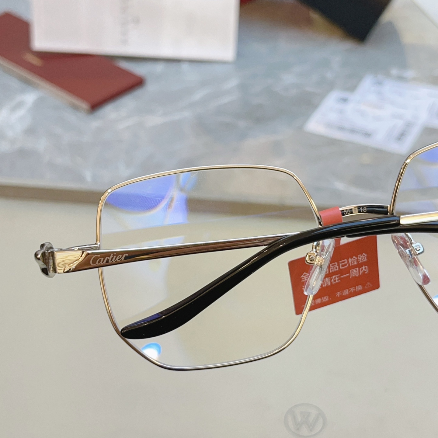 Cartier 高版本-- 【CARTIE*】卡地*亚新款眼镜架 18K金电镀 镜片蔡司logo--