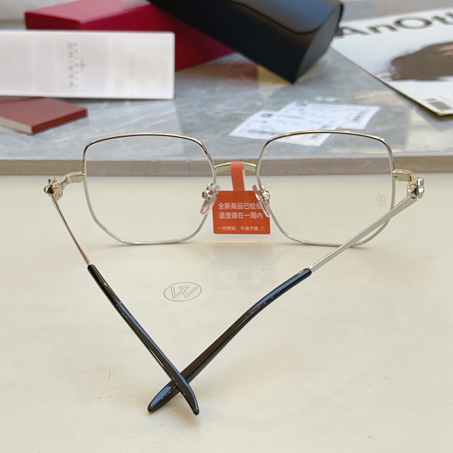 Cartier 高版本-- 【CARTIE*】卡地*亚新款眼镜架 18K金电镀 镜片蔡司logo--