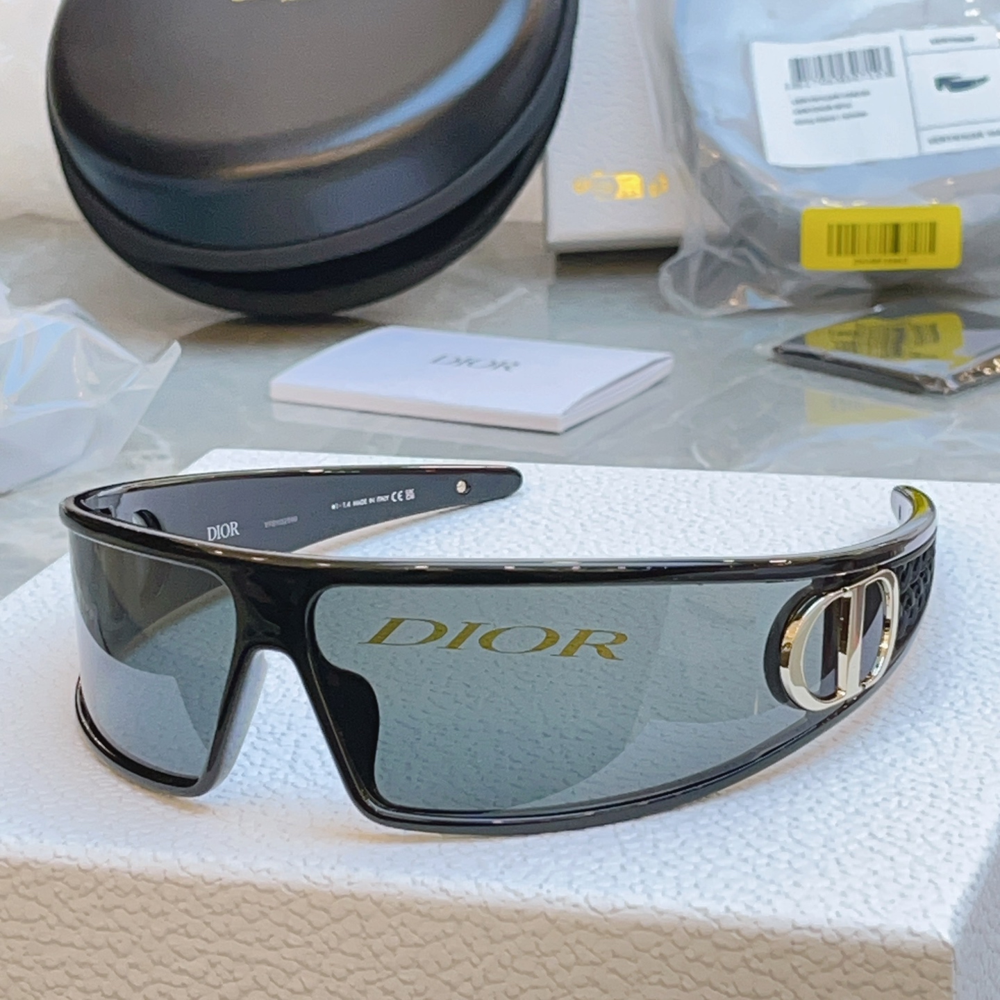 Dior DIO*】 winter25