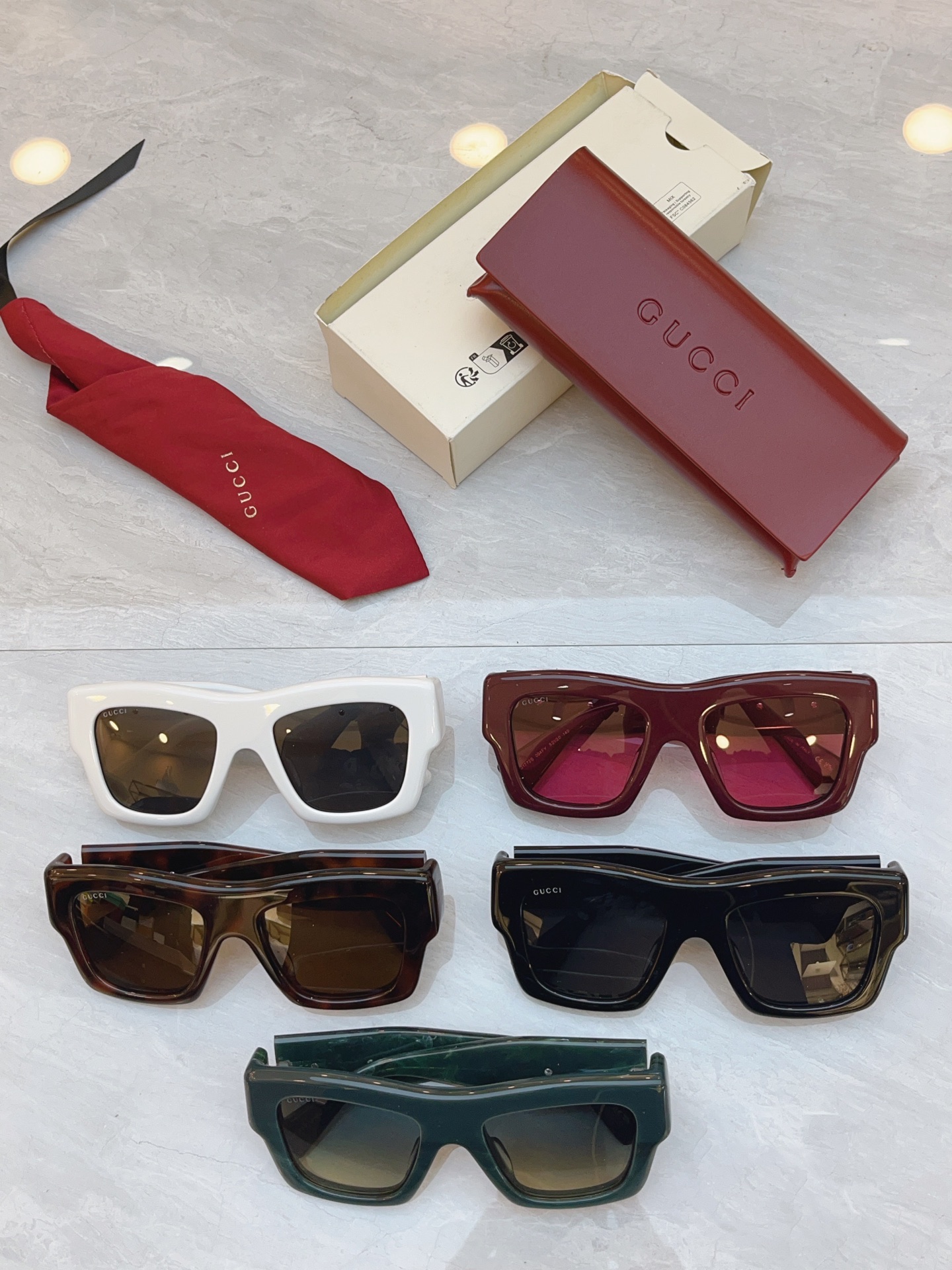 Gucci GUCC*】古*驰新款太阳镜，MODEL：GG1772S，SIZE:52口20-140