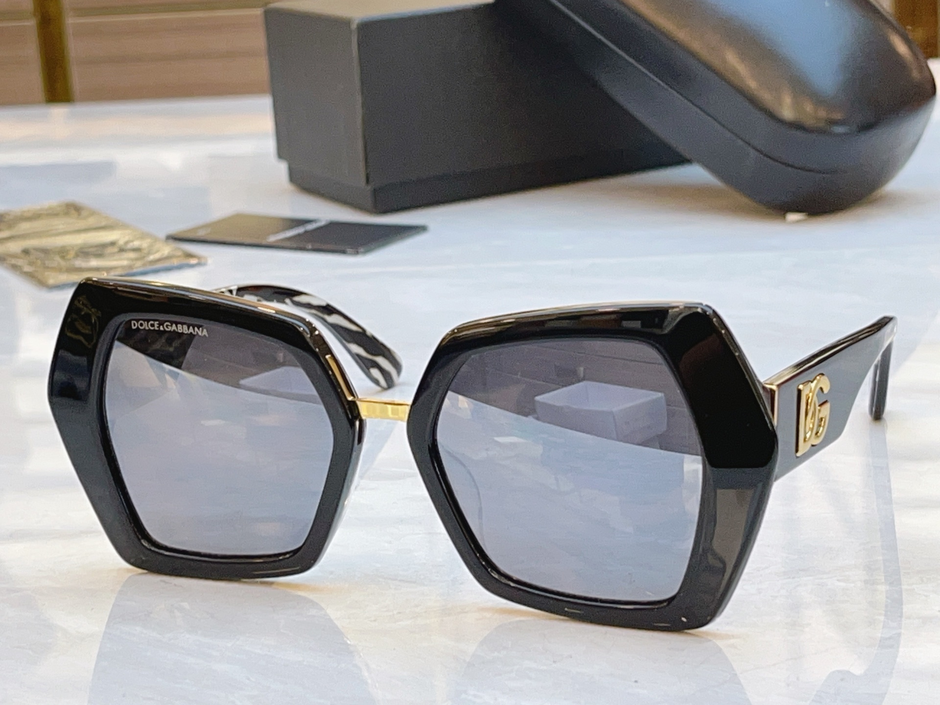 Dolce & Gabbana DOLCE & GABBAN*】D*G新款太阳镜，MODEL：DG4377，SIZE：54口19-145
