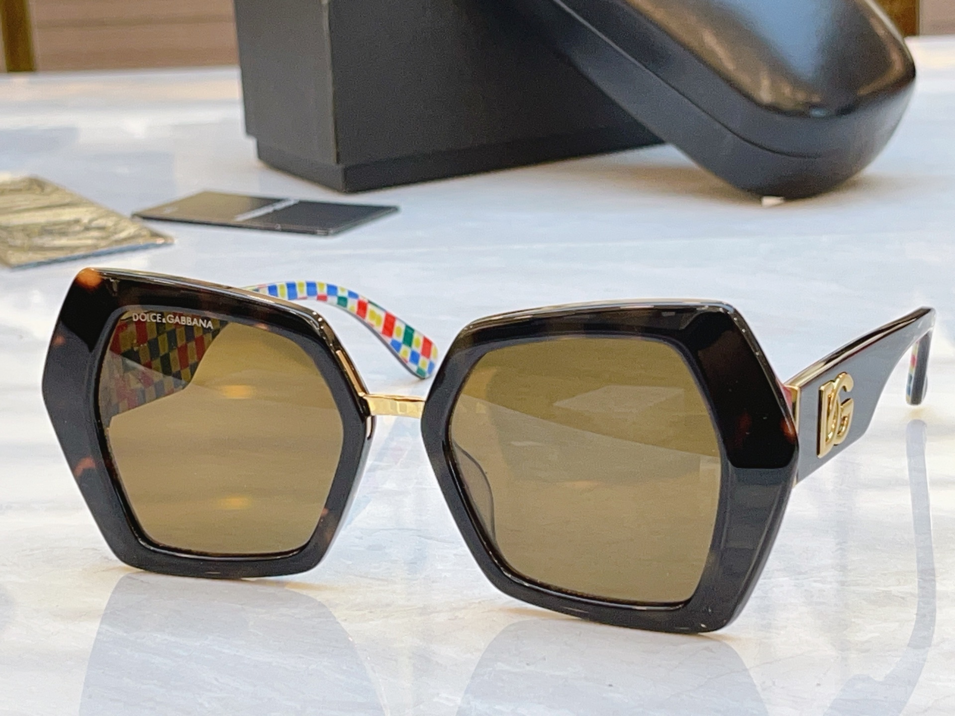 Dolce & Gabbana DOLCE & GABBAN*】D*G新款太阳镜，MODEL：DG4377，SIZE：54口19-145