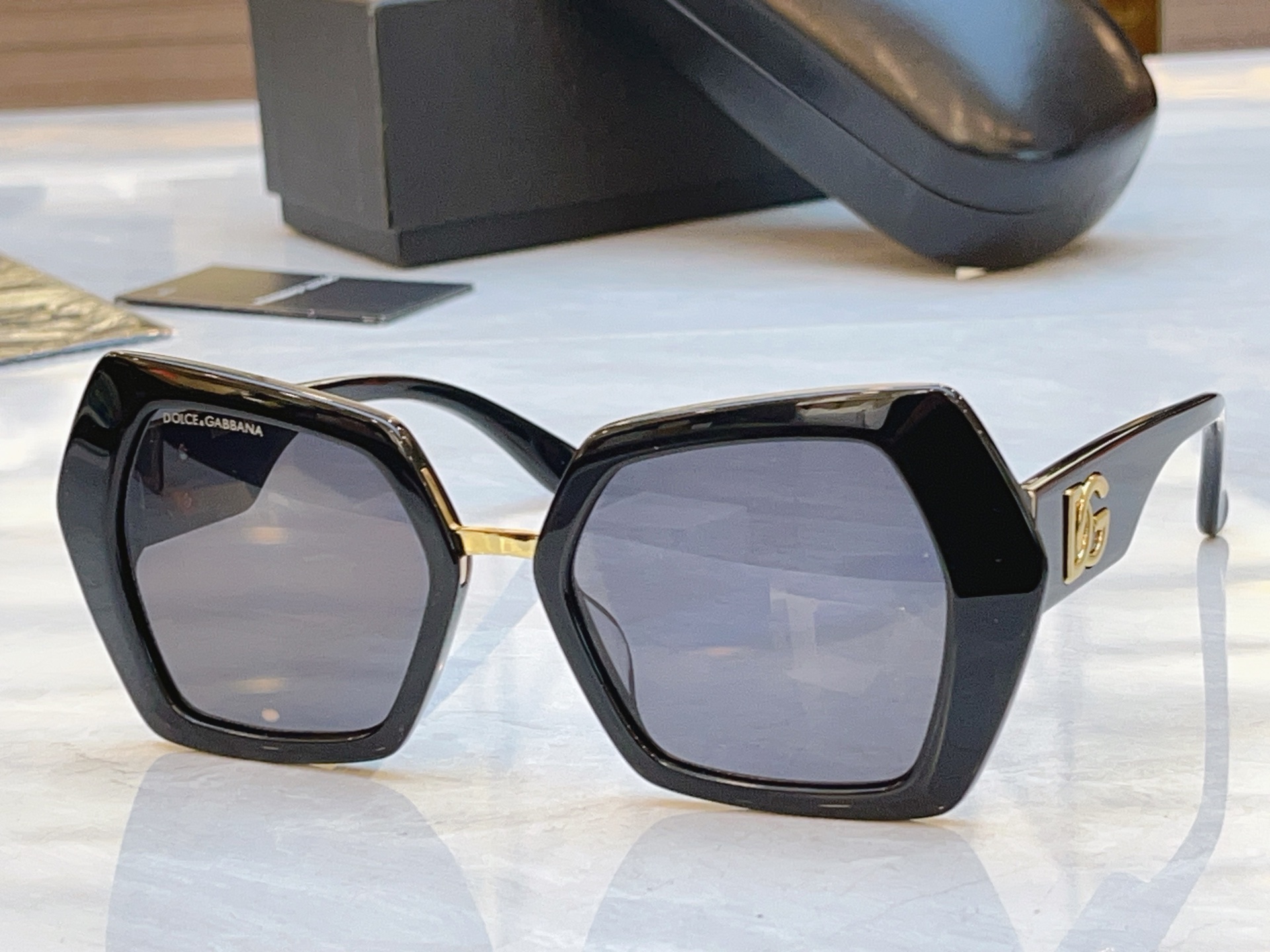 Dolce & Gabbana DOLCE & GABBAN*】D*G新款太阳镜，MODEL：DG4377，SIZE：54口19-145
