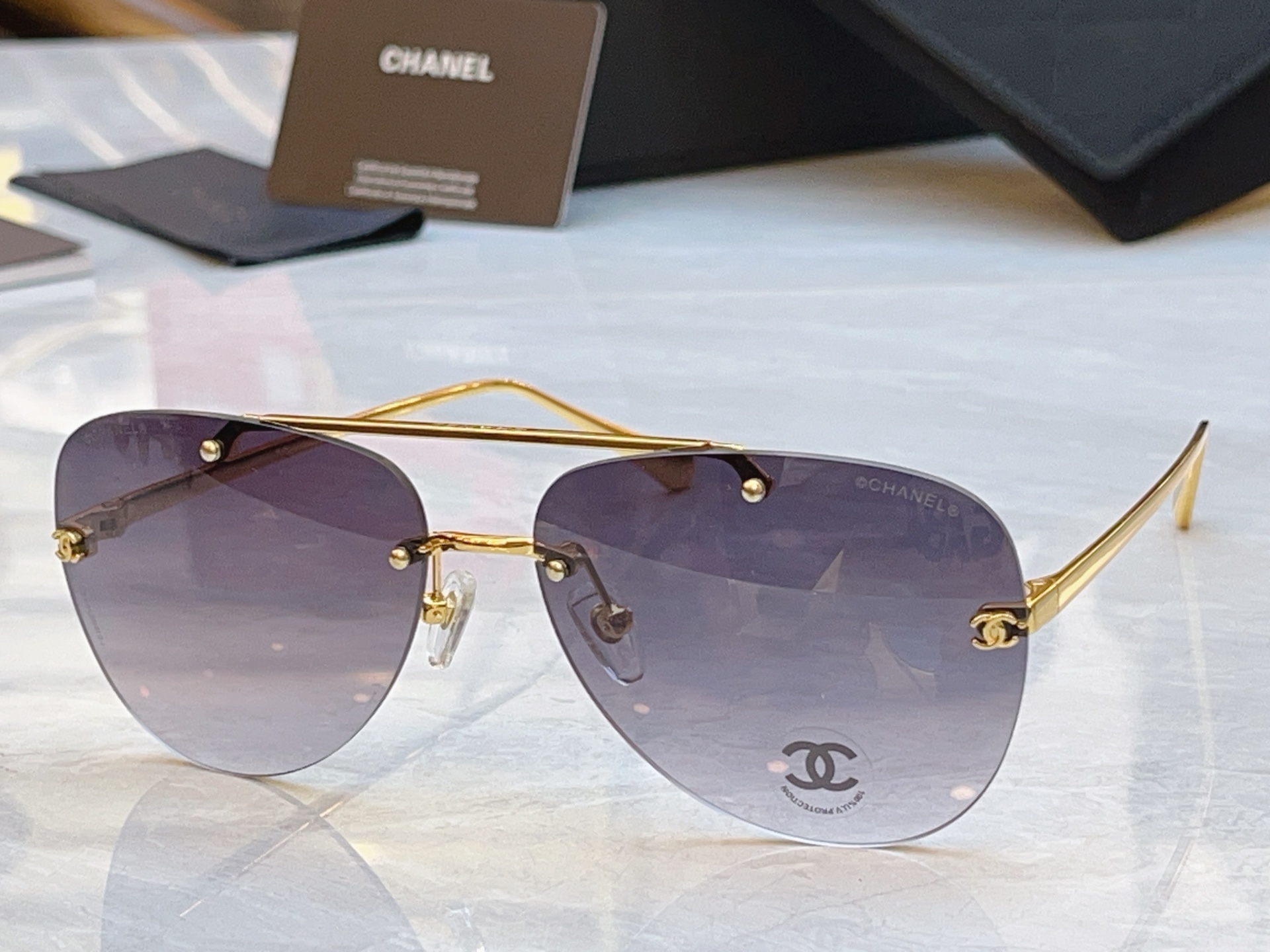 Chanel CHANE*】香奈儿新款太阳镜，MODEL：CH4285T，SIZE：61口15-140