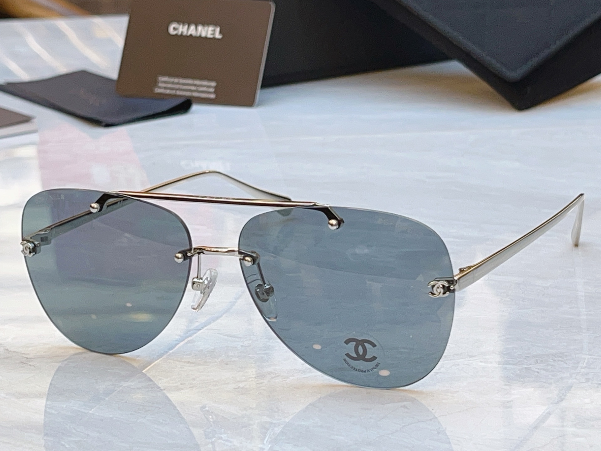 Chanel CHANE*】香奈儿新款太阳镜，MODEL：CH4285T，SIZE：61口15-140