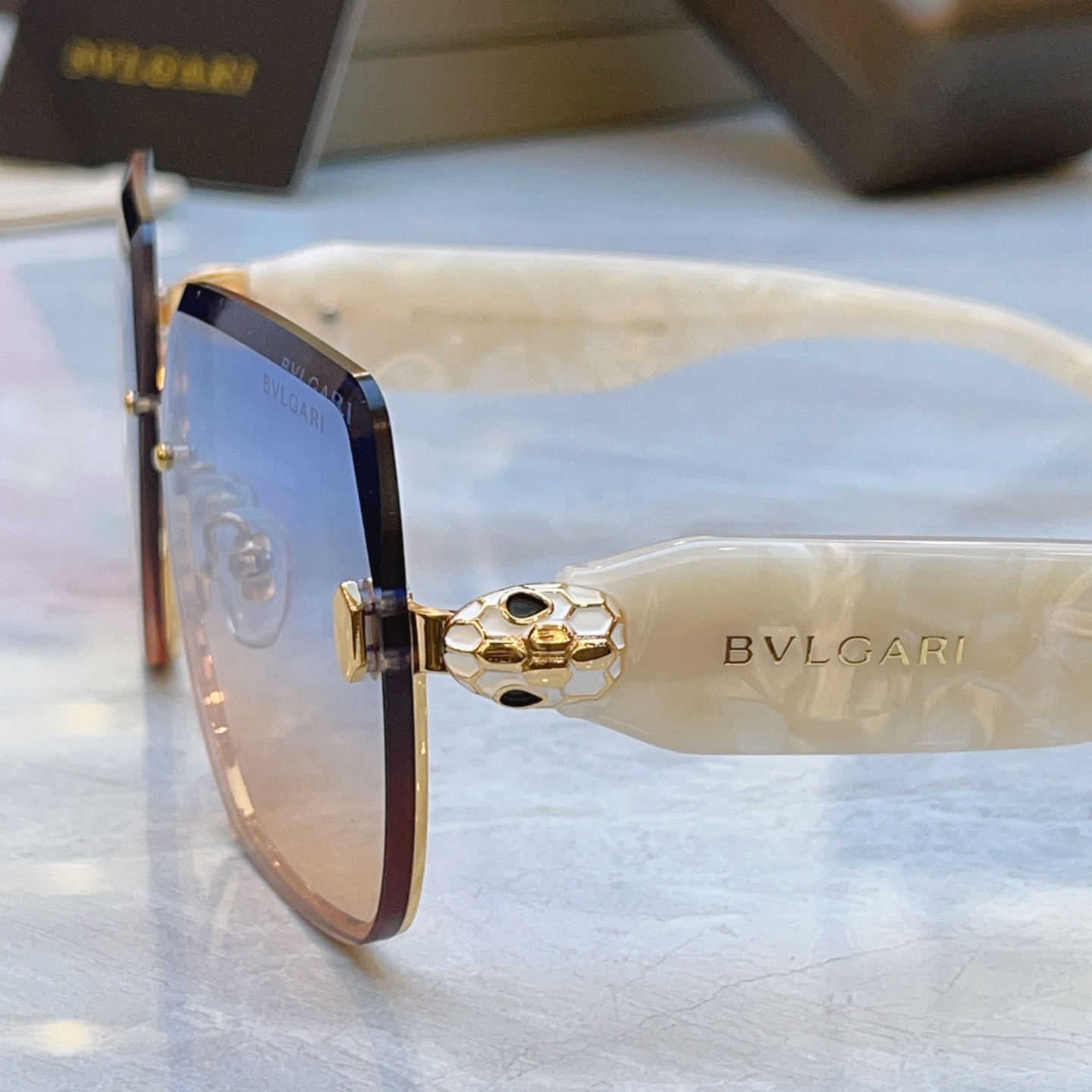 Bvlgari BVLGA*】宝格*丽新款太阳镜，MODEL：BV 9041B，SIZE：64口15-143