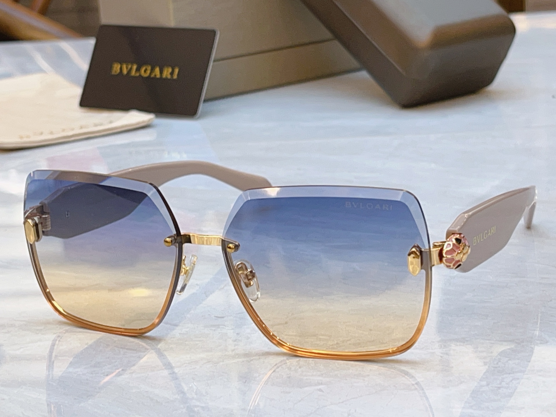 Bvlgari BVLGA*】宝格*丽新款太阳镜，MODEL：BV 9041B，SIZE：64口15-143