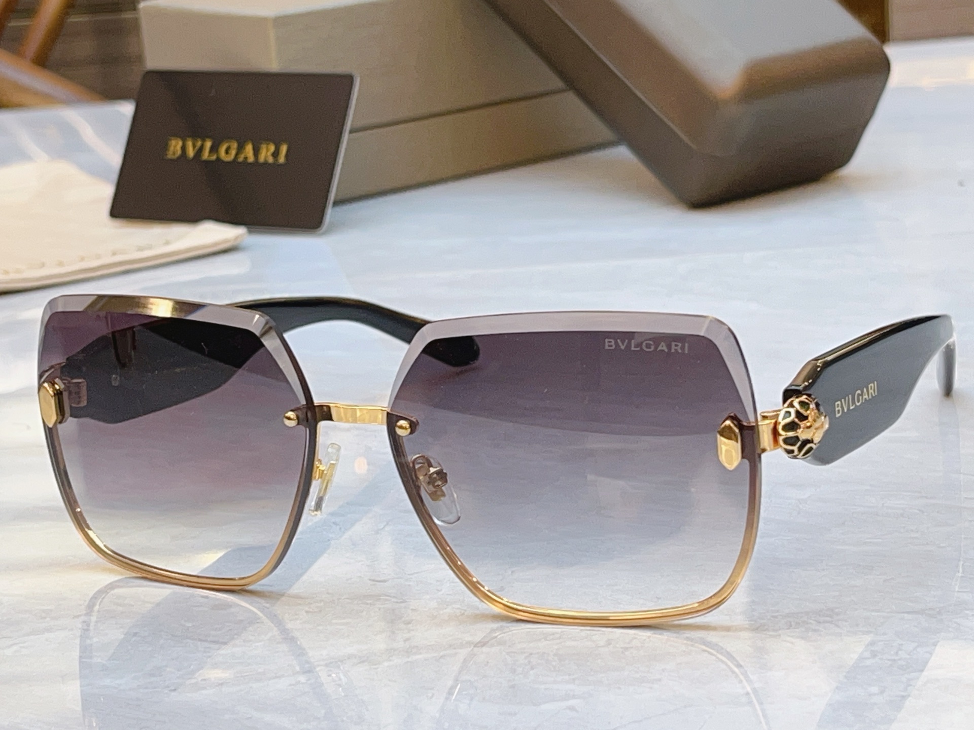 Bvlgari BVLGA*】宝格*丽新款太阳镜，MODEL：BV 9041B，SIZE：64口15-143
