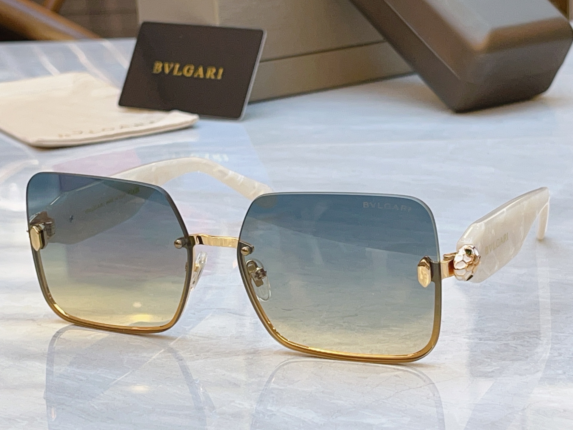 Bvlgari BVLGA*】宝格*丽新款太阳镜，MODEL：BV 9042B，SIZE：63口16-143