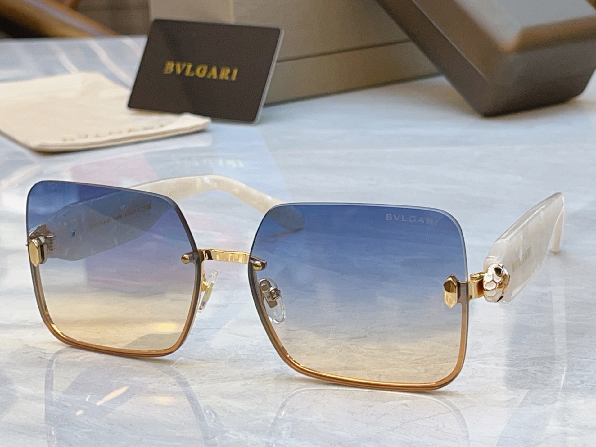 Bvlgari BVLGA*】宝格*丽新款太阳镜，MODEL：BV 9042B，SIZE：63口16-143