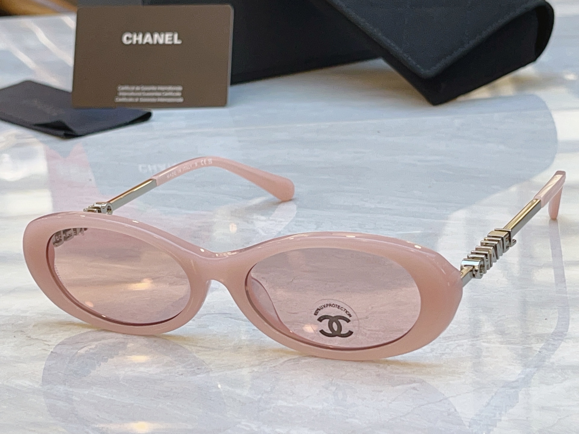 Chanel CHANE*】香奈儿新款太阳镜，MODEL：CH5565，SIZE：54口17-140